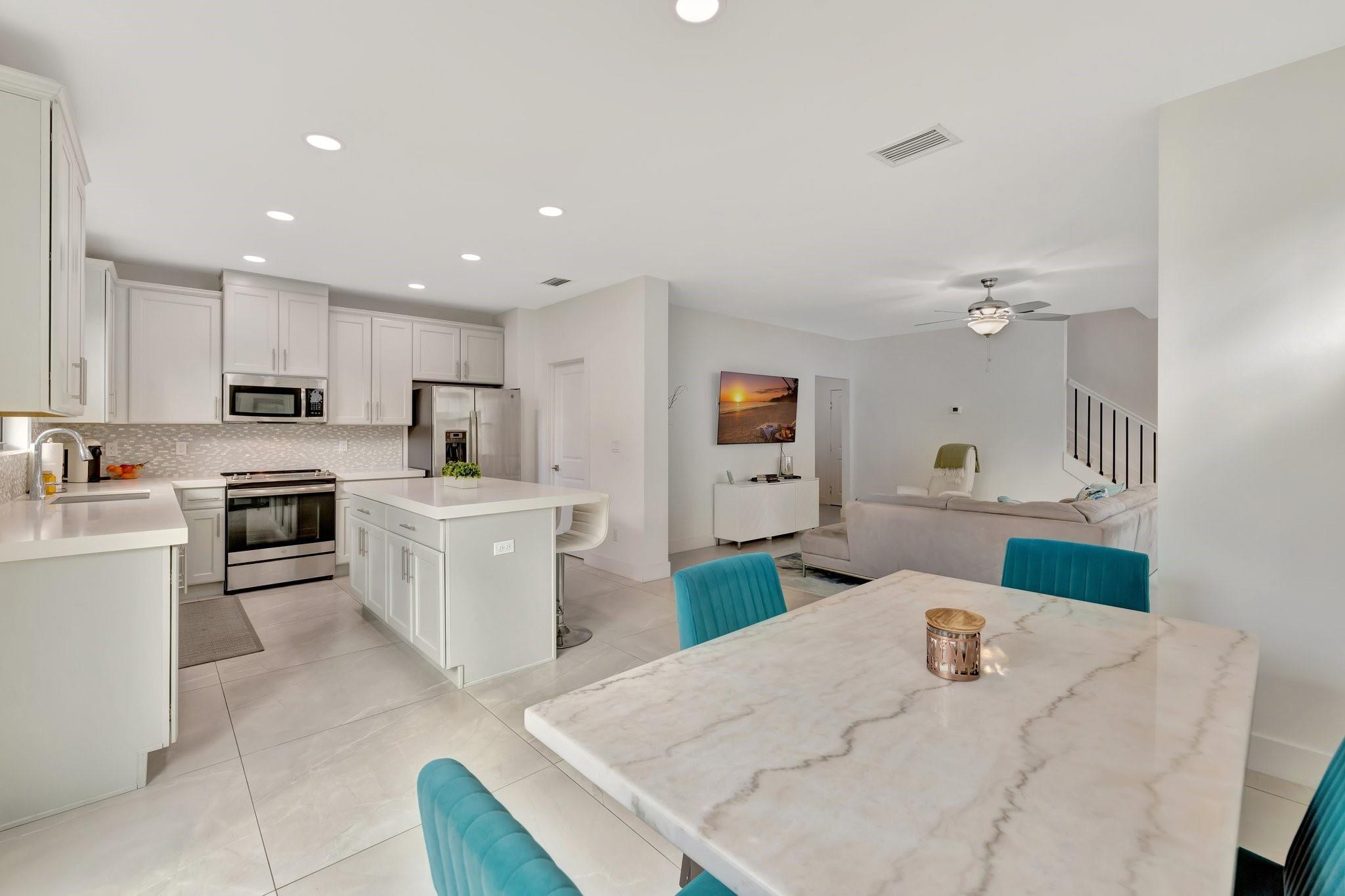 4509 E Aqua Bella Ln 4509 Property Photo 11