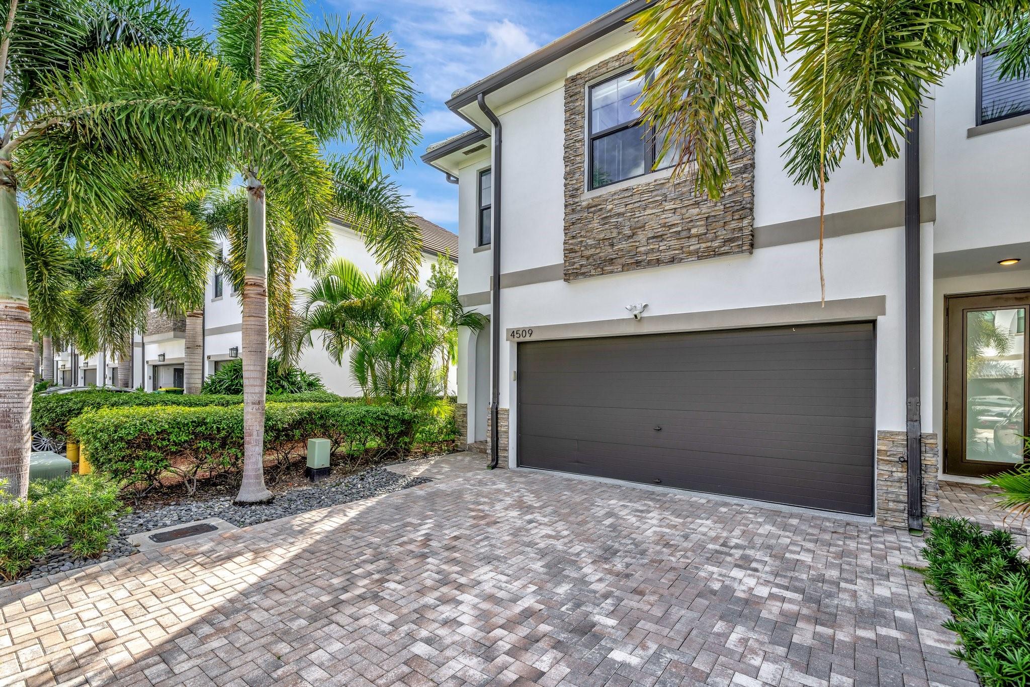 4509 E Aqua Bella Ln 4509 Property Photo 30
