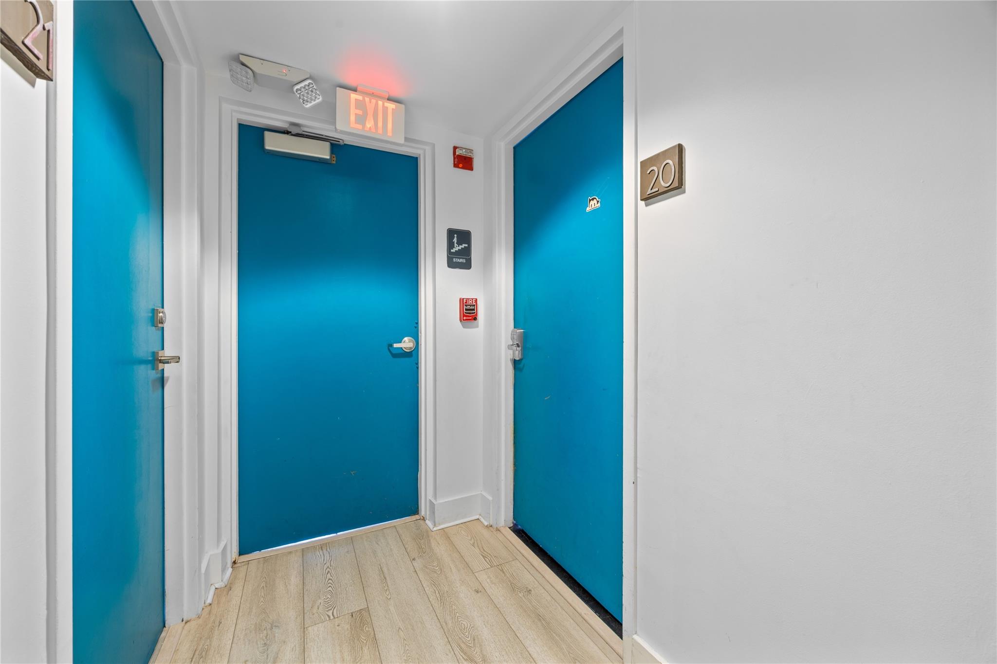 7744 Collins Ave 20 Property Photo 5