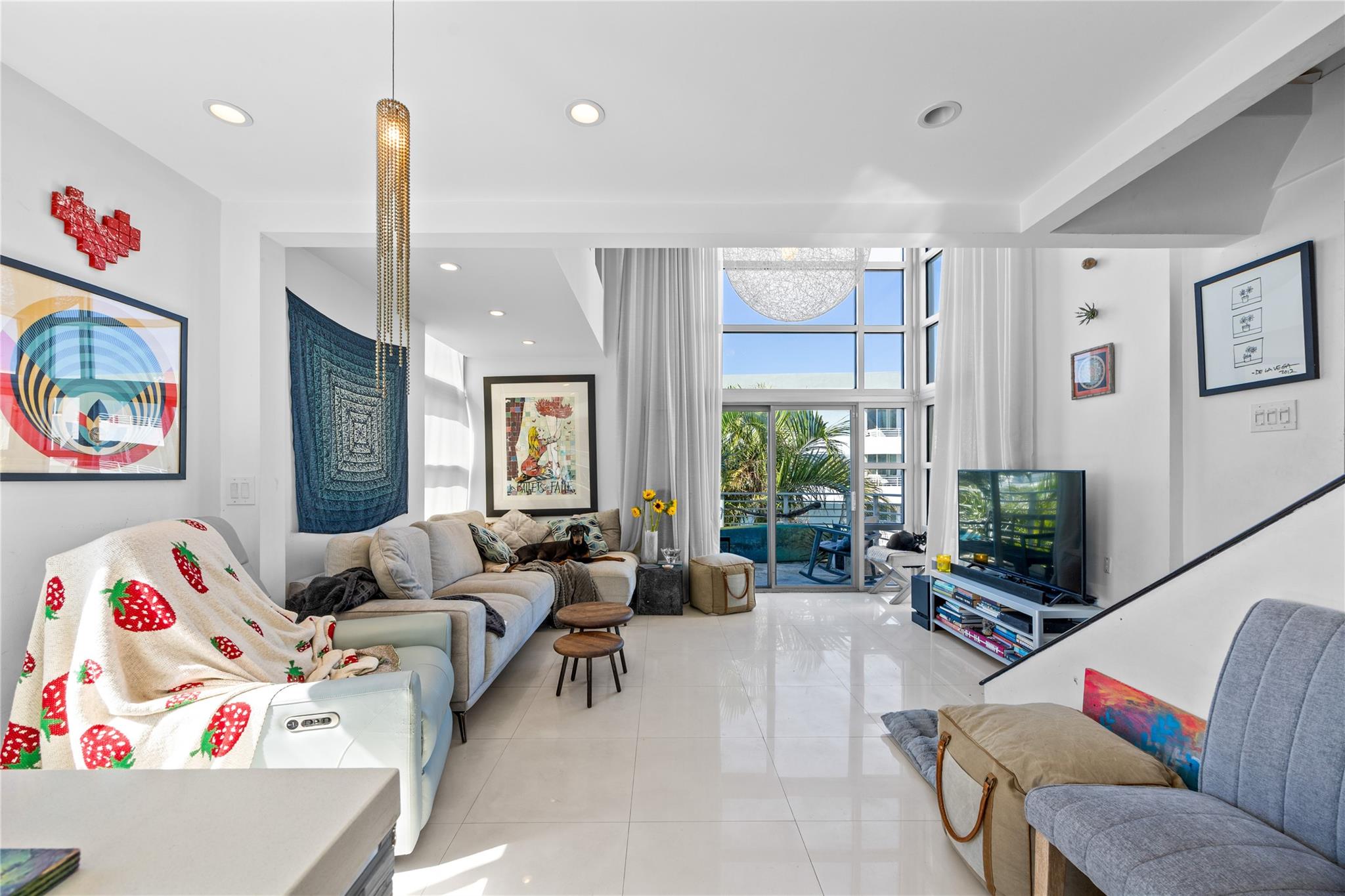 7744 Collins Ave 20 Property Photo 11
