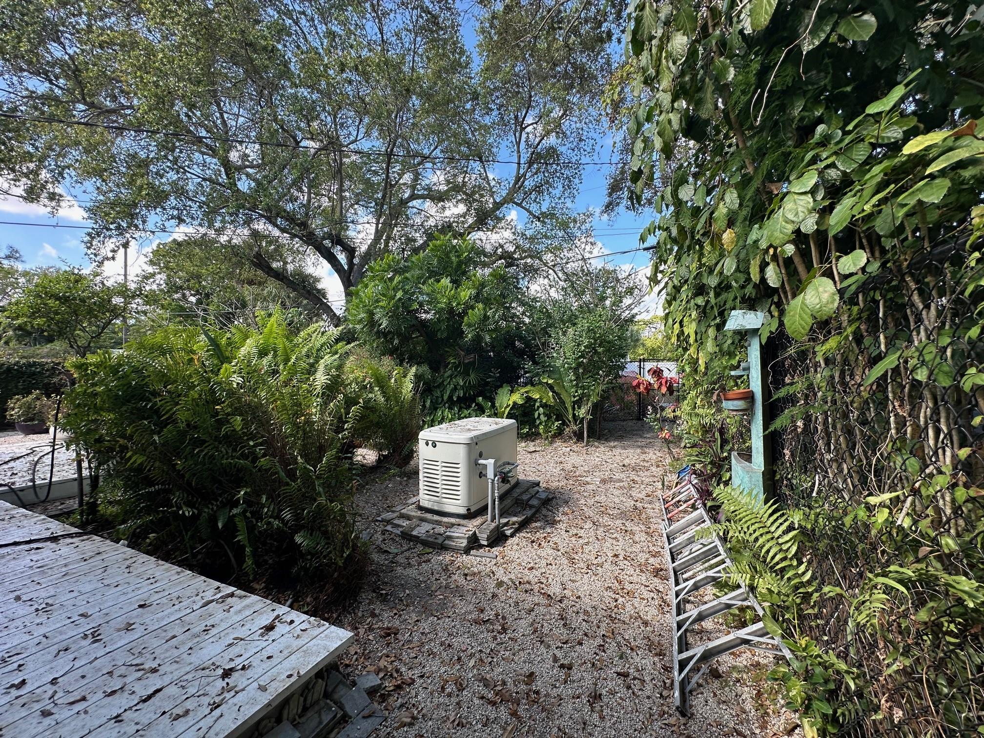 1601 Sw 12th Ct Property Photo 20
