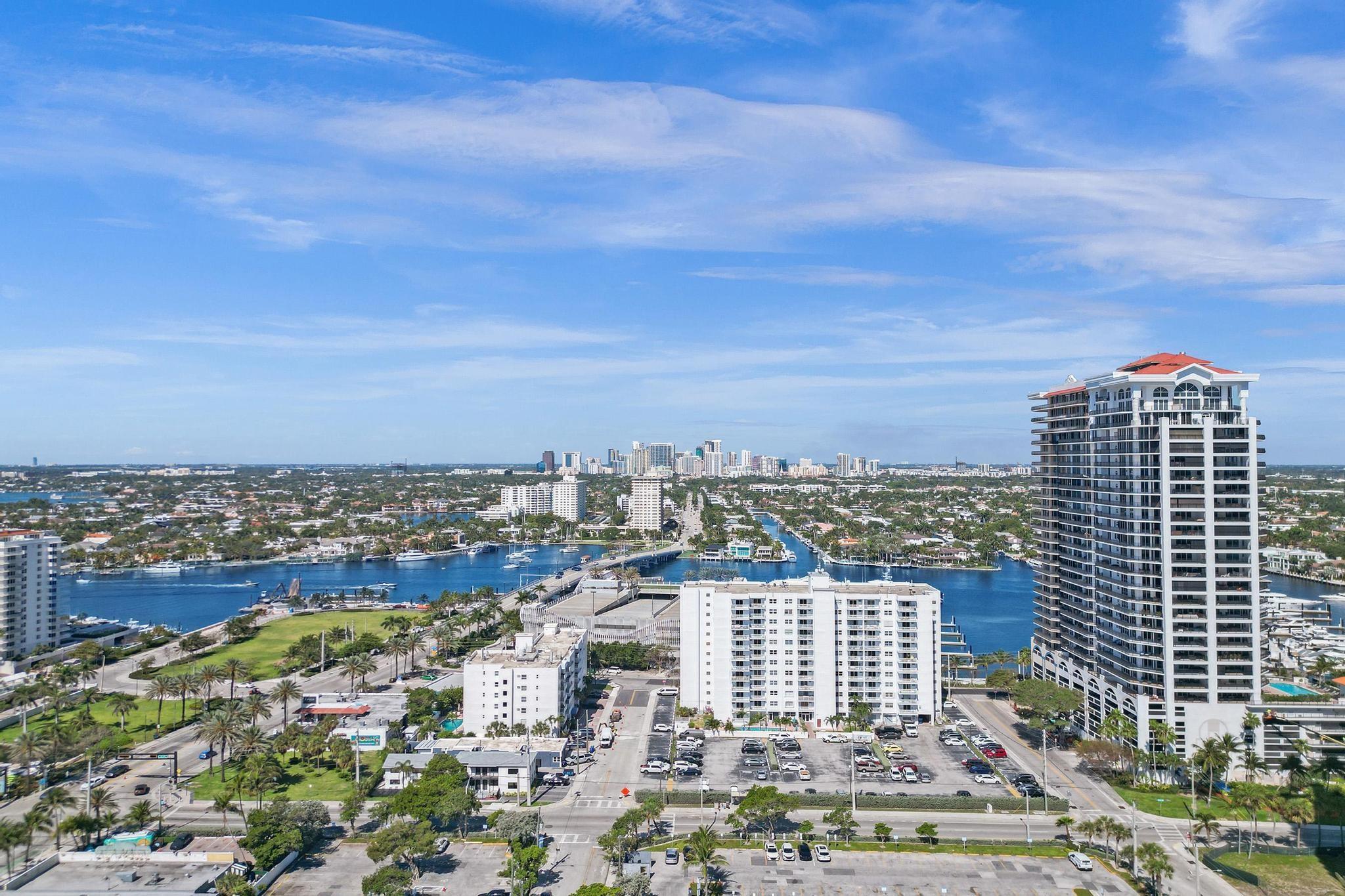 200 S Birch Rd 101 Property Photo 1