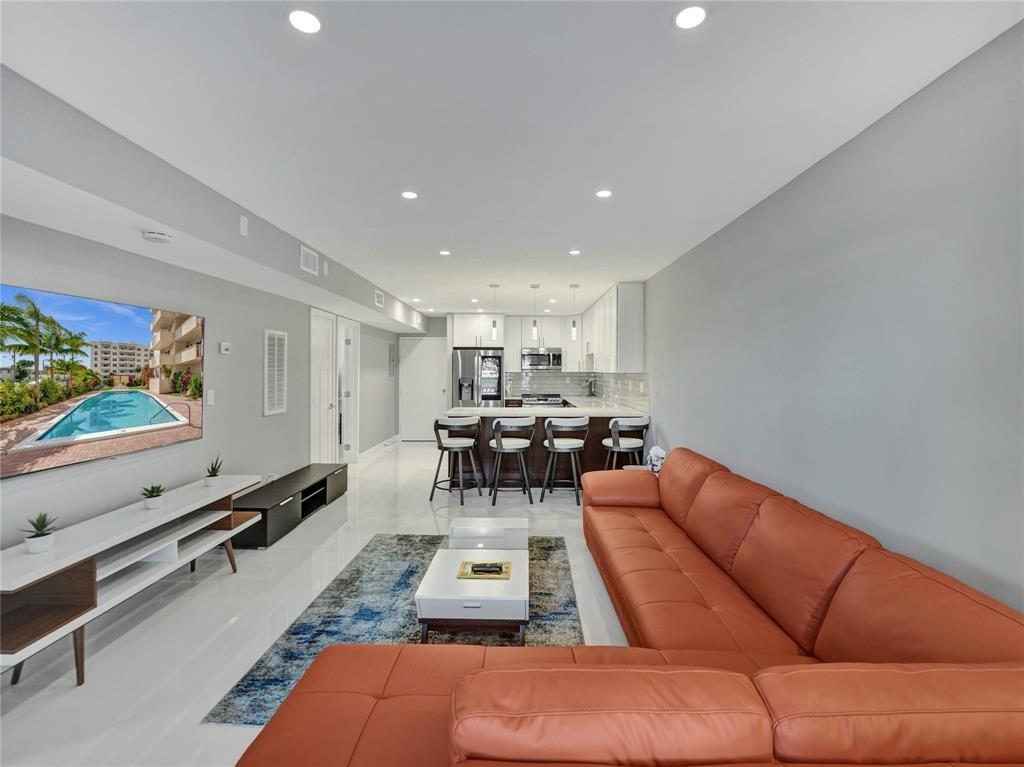 200 S Birch Rd 101 Property Photo 8