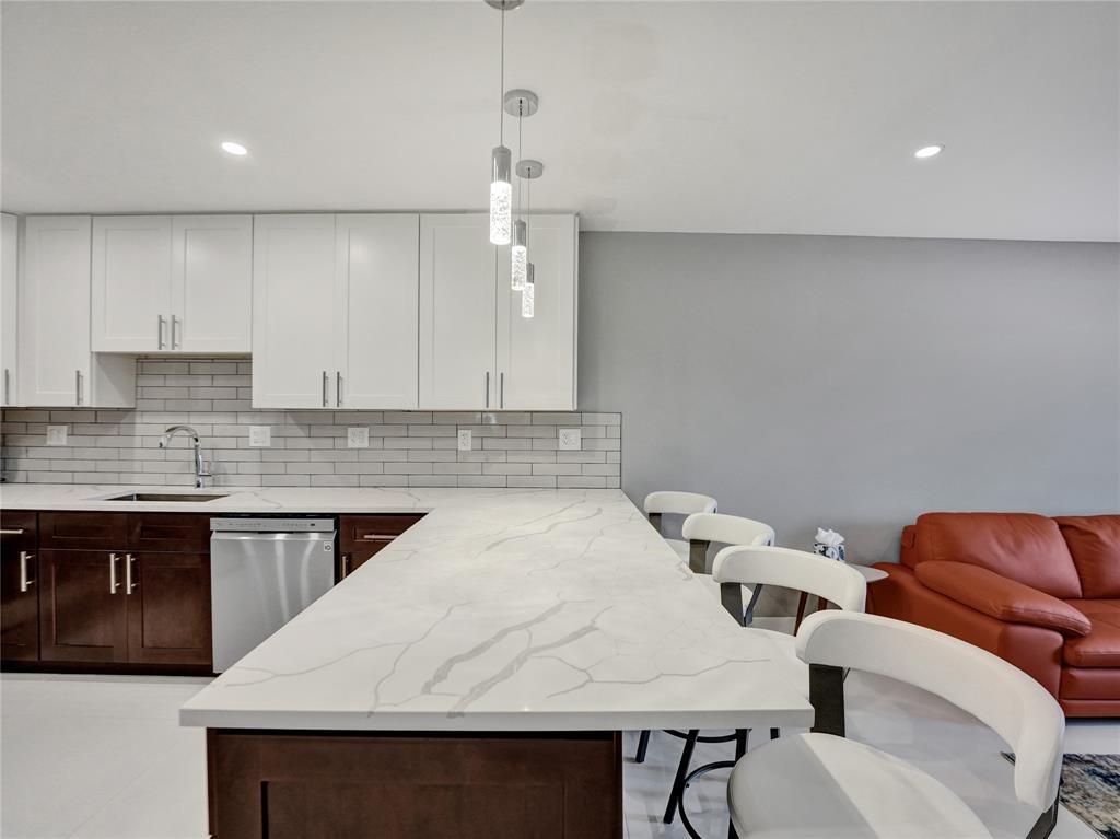 200 S Birch Rd 101 Property Photo 12