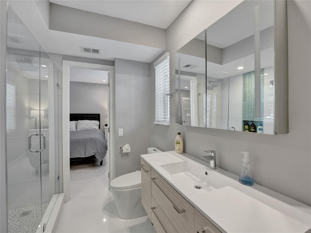 200 S Birch Rd 101 Property Photo 24