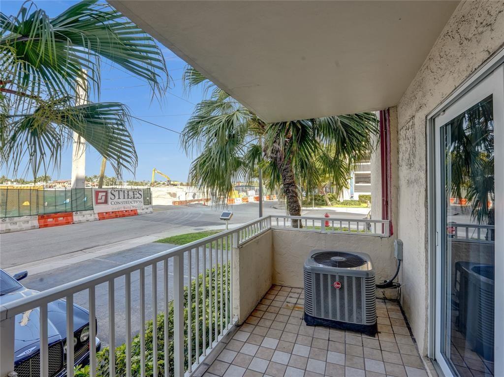 200 S Birch Rd 101 Property Photo 34