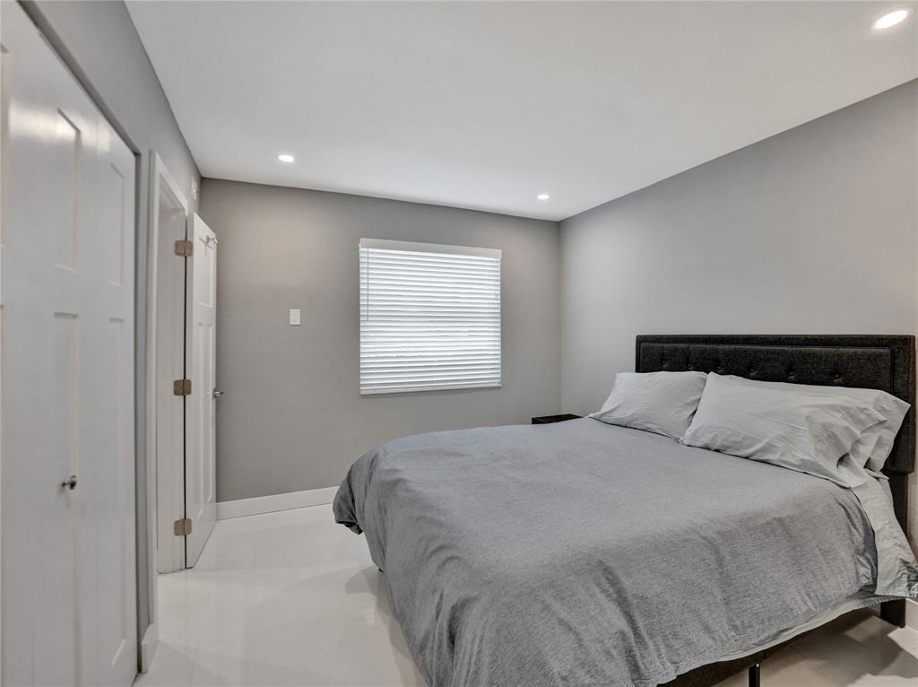 200 S Birch Rd 101 Property Photo 26