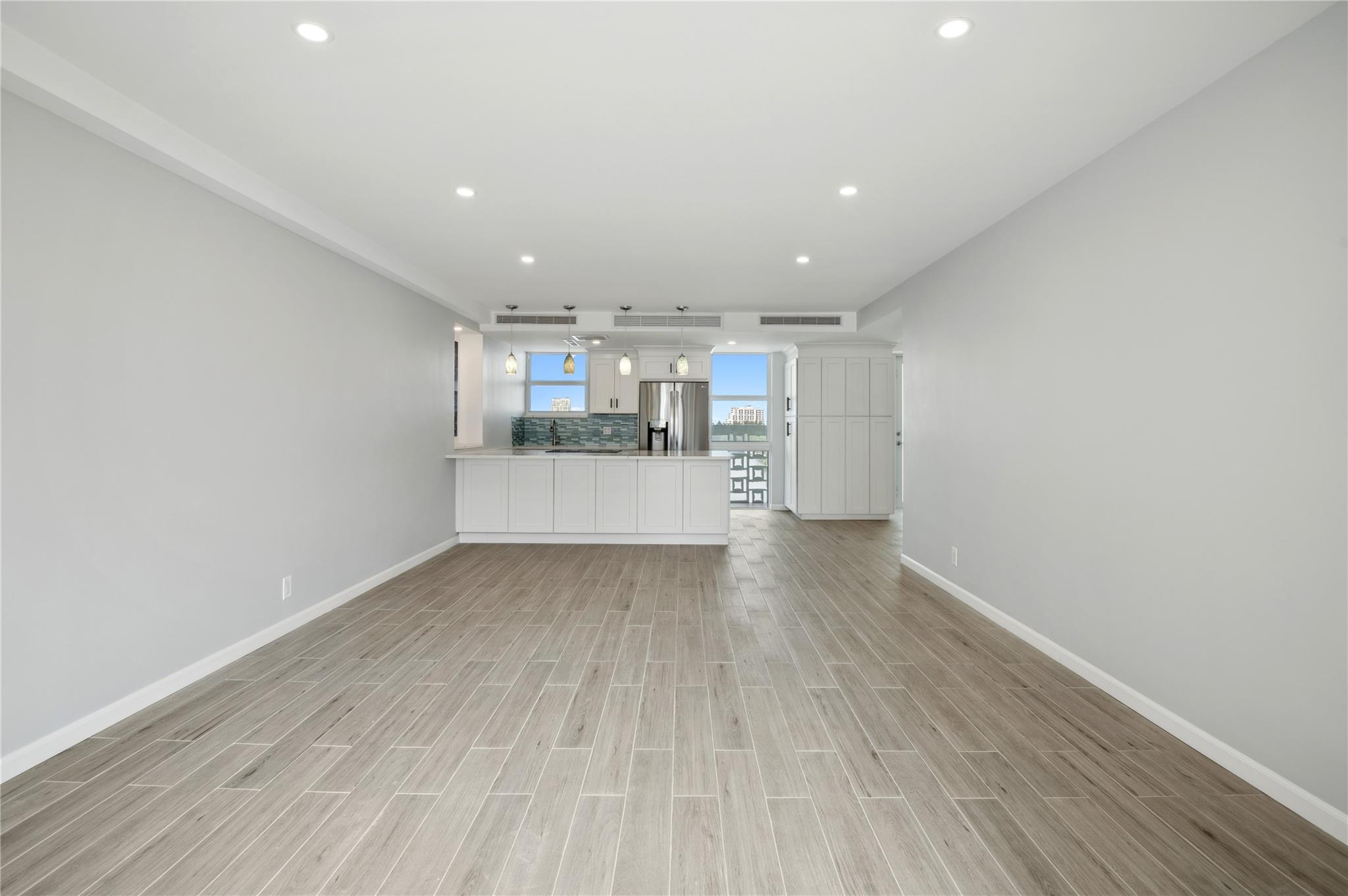 1900 S Ocean Dr 905 Property Photo 8