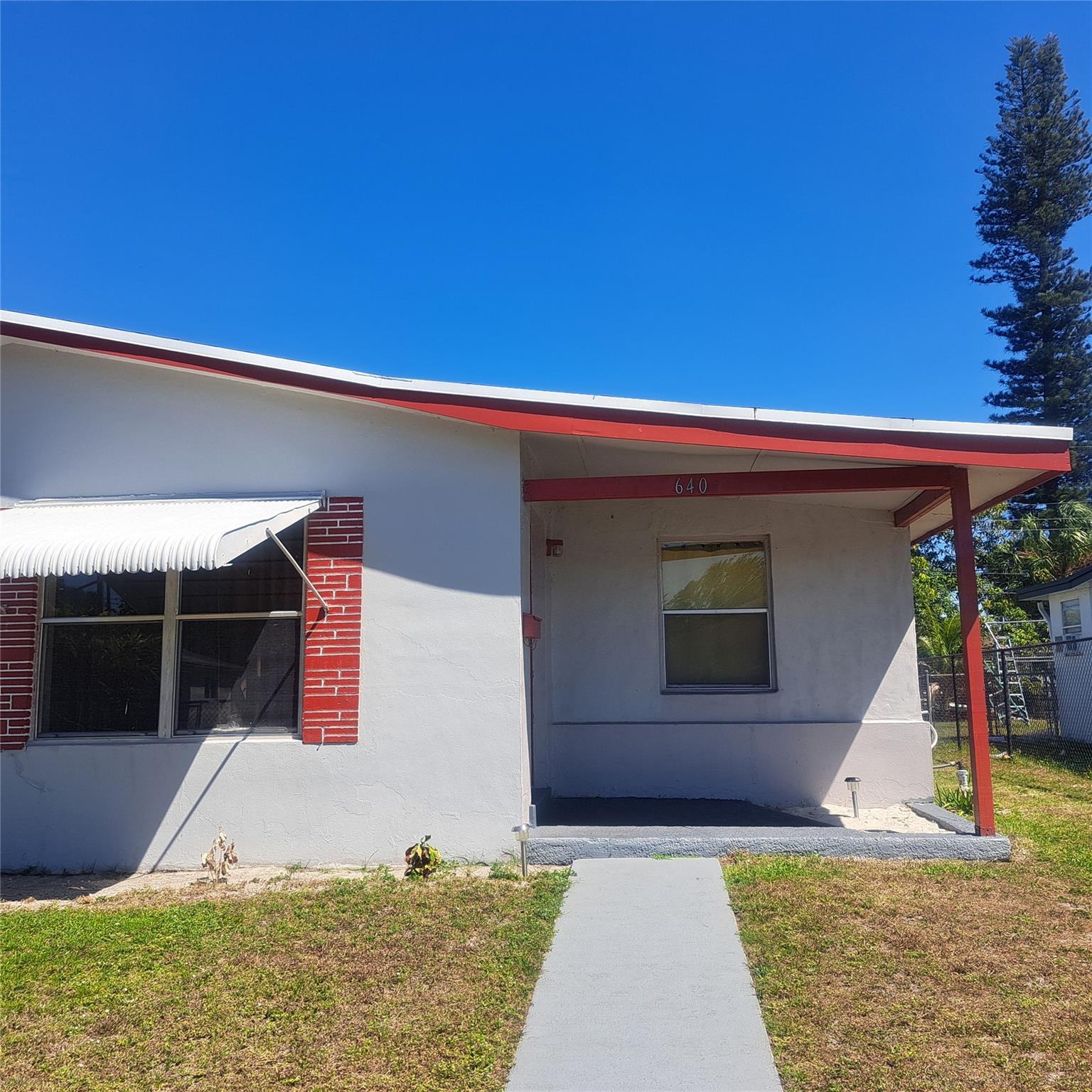 F10488738 Property Photo 1