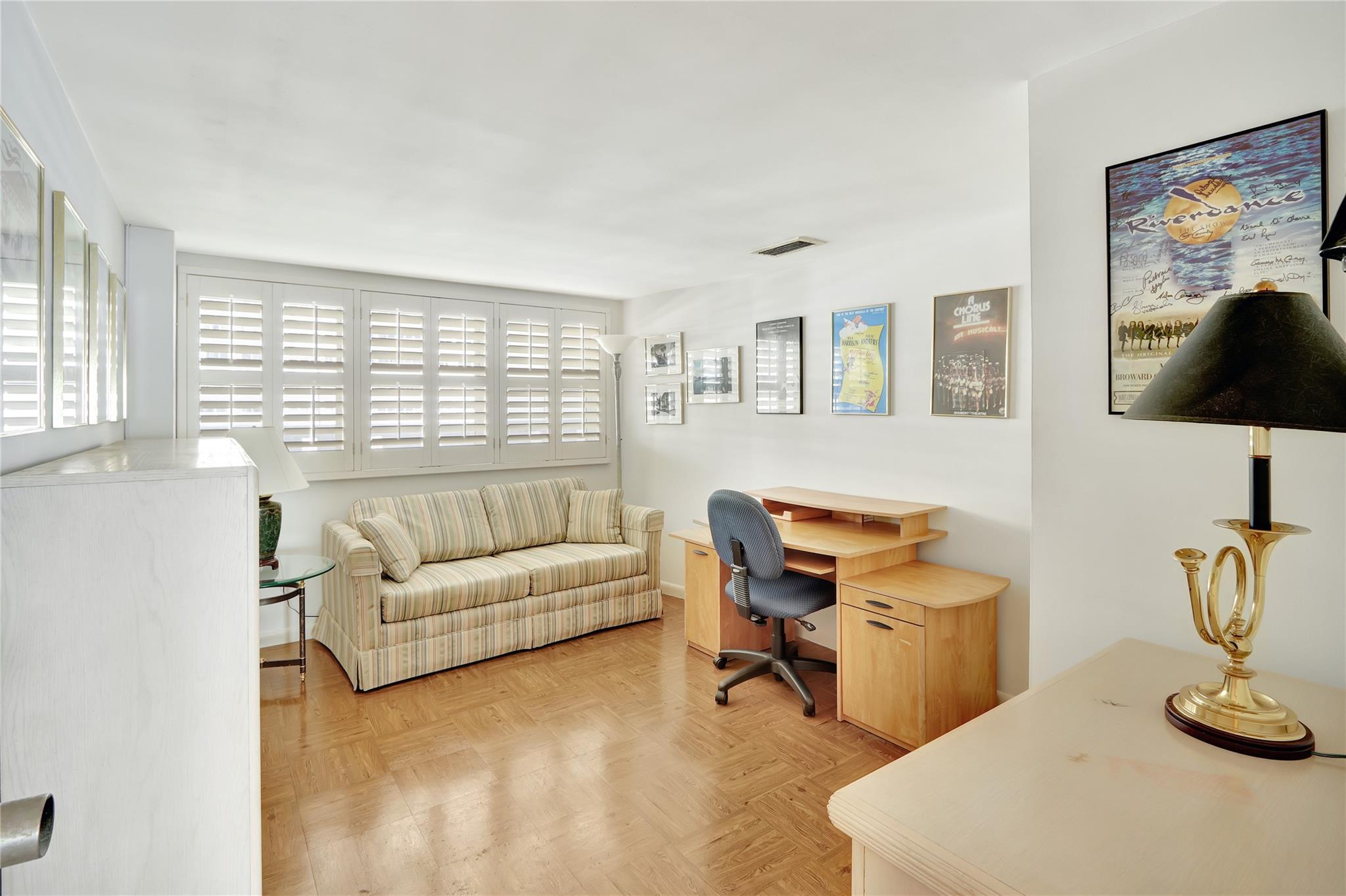 2000 S Ocean Dr 909 Property Photo 14
