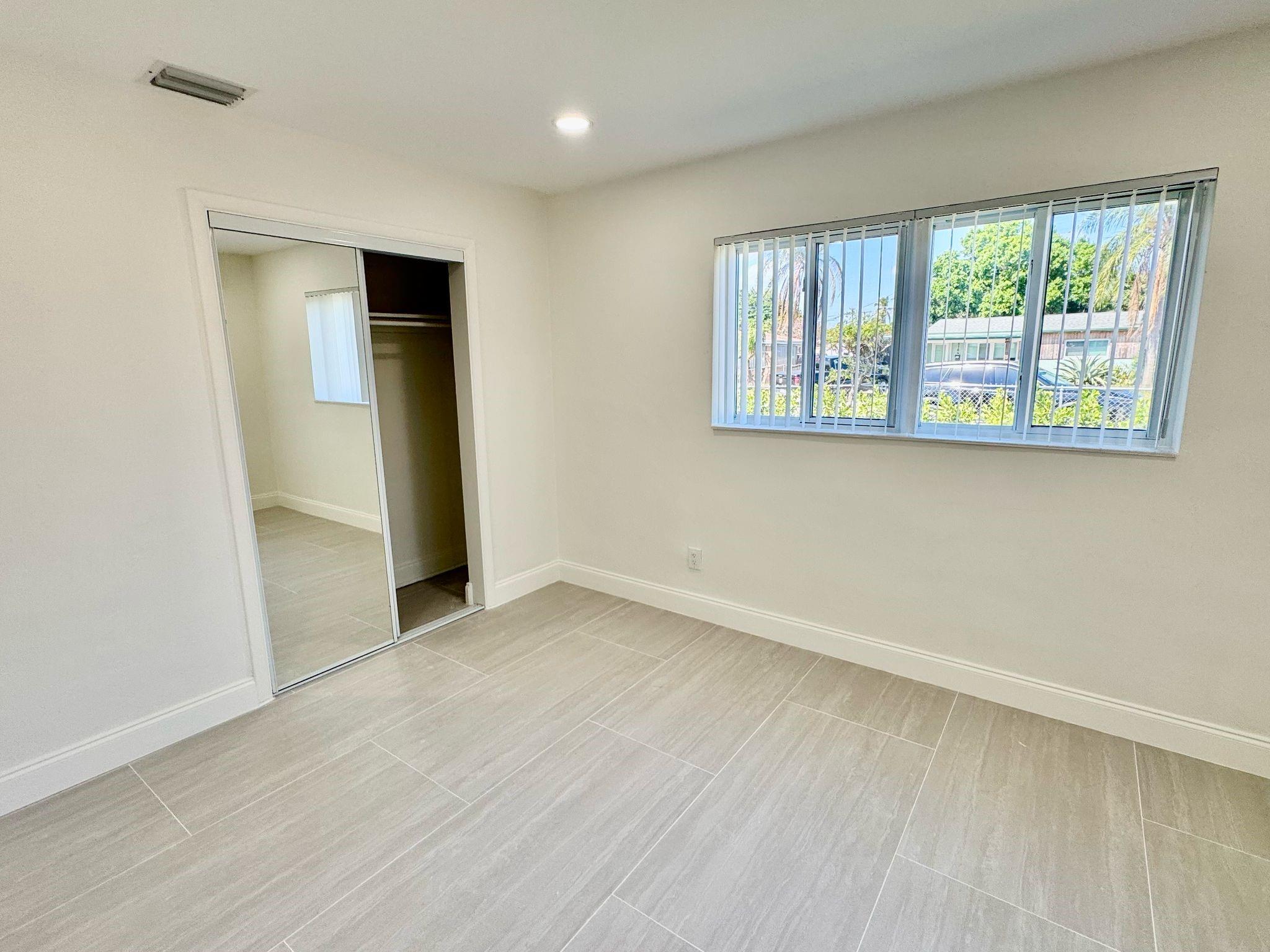 2764 Sw 47th St Property Photo 30