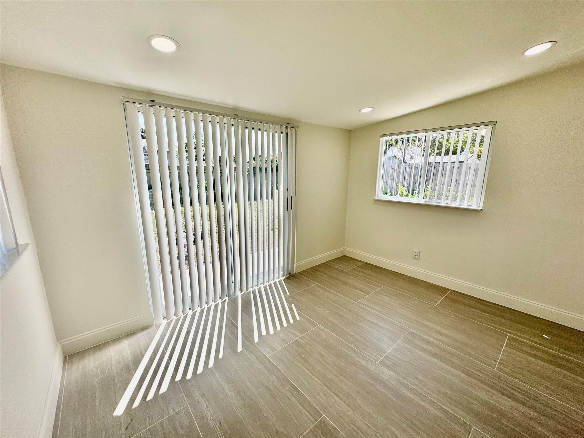 2764 Sw 47th St Property Photo 32