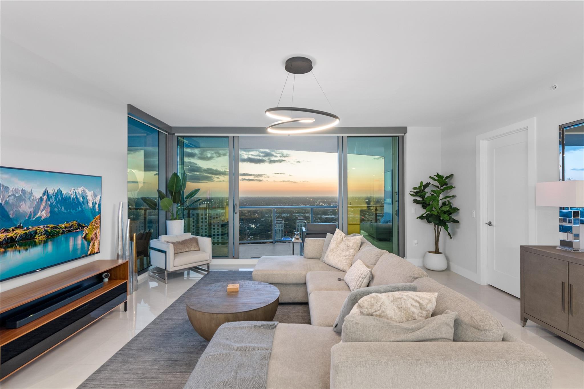 100 E Las Olas Blvd 4504 Property Photo 10