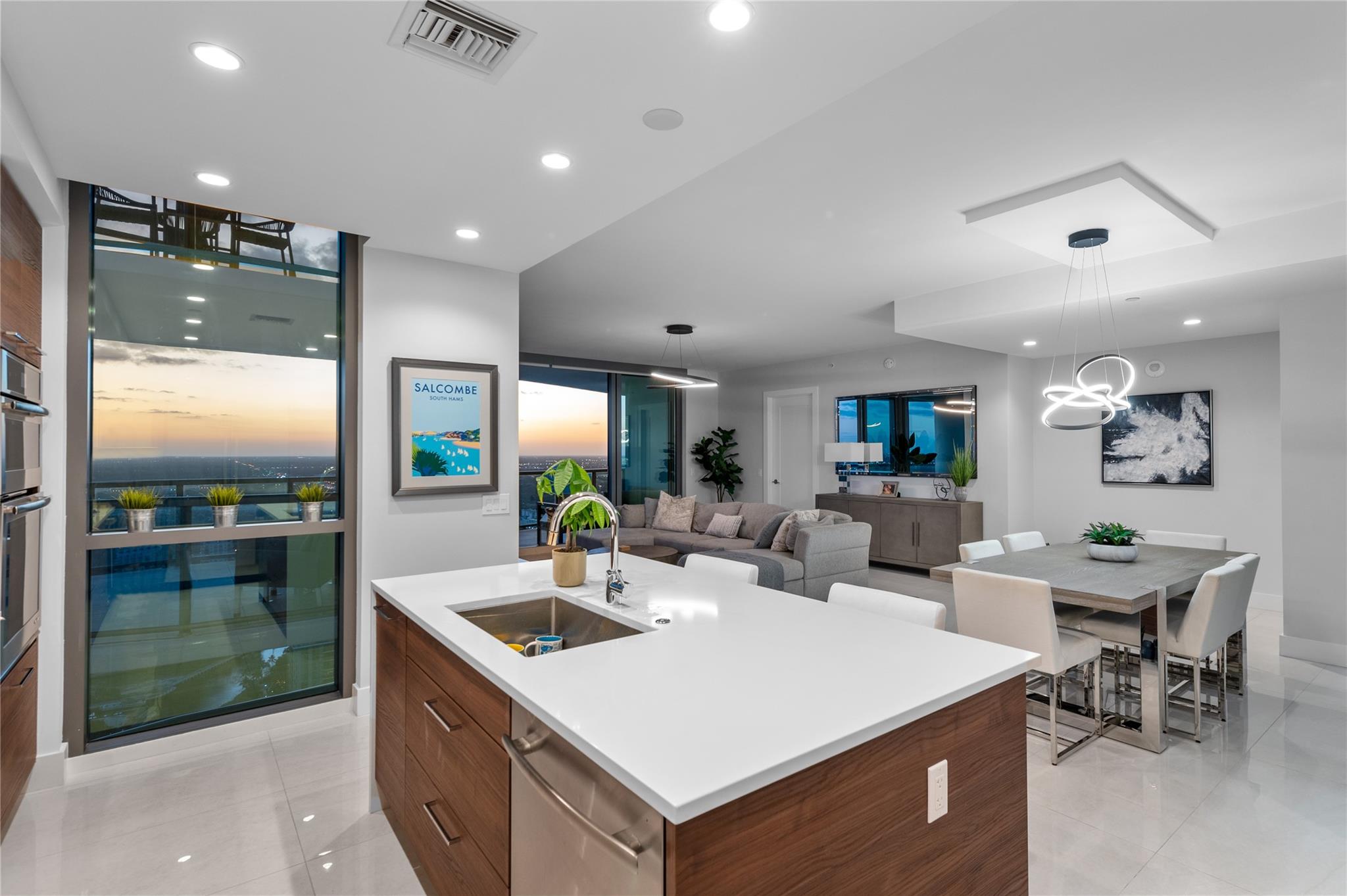 100 E Las Olas Blvd 4504 Property Photo 11