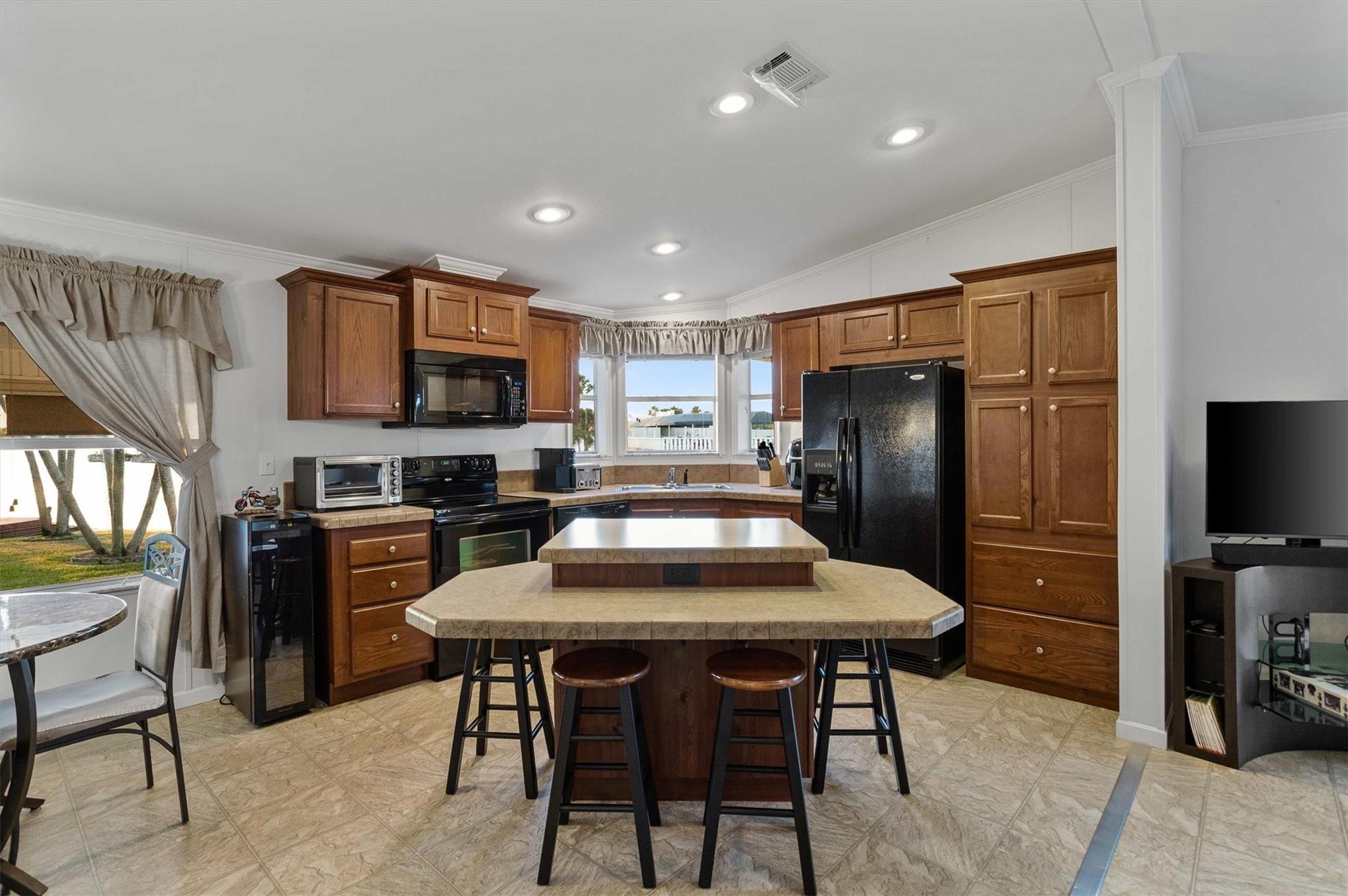 2795 E Marina Dr Property Photo 10