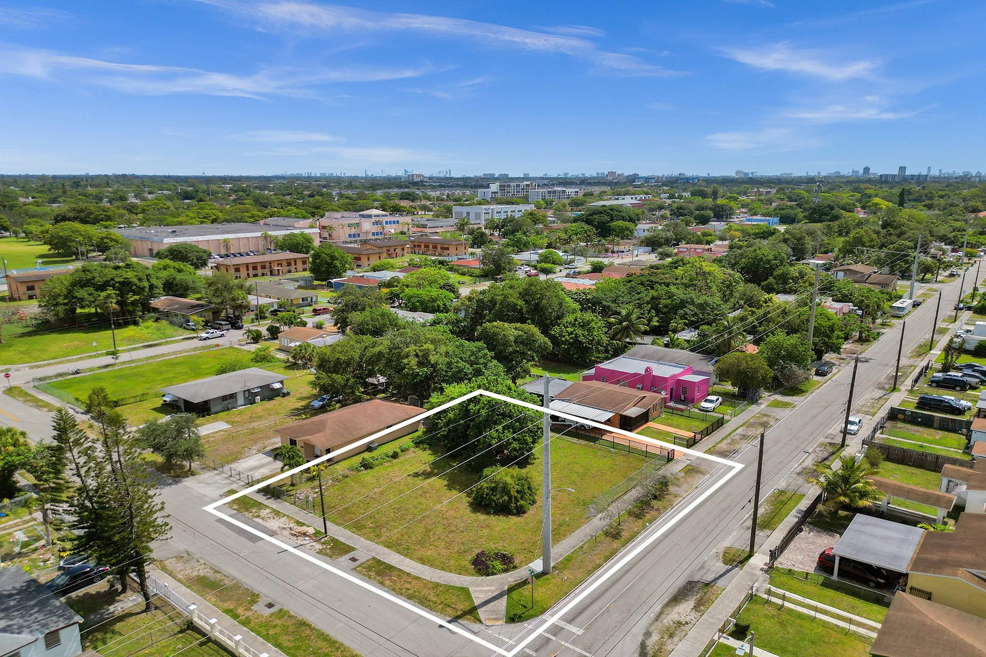 1895 NW 58th Street