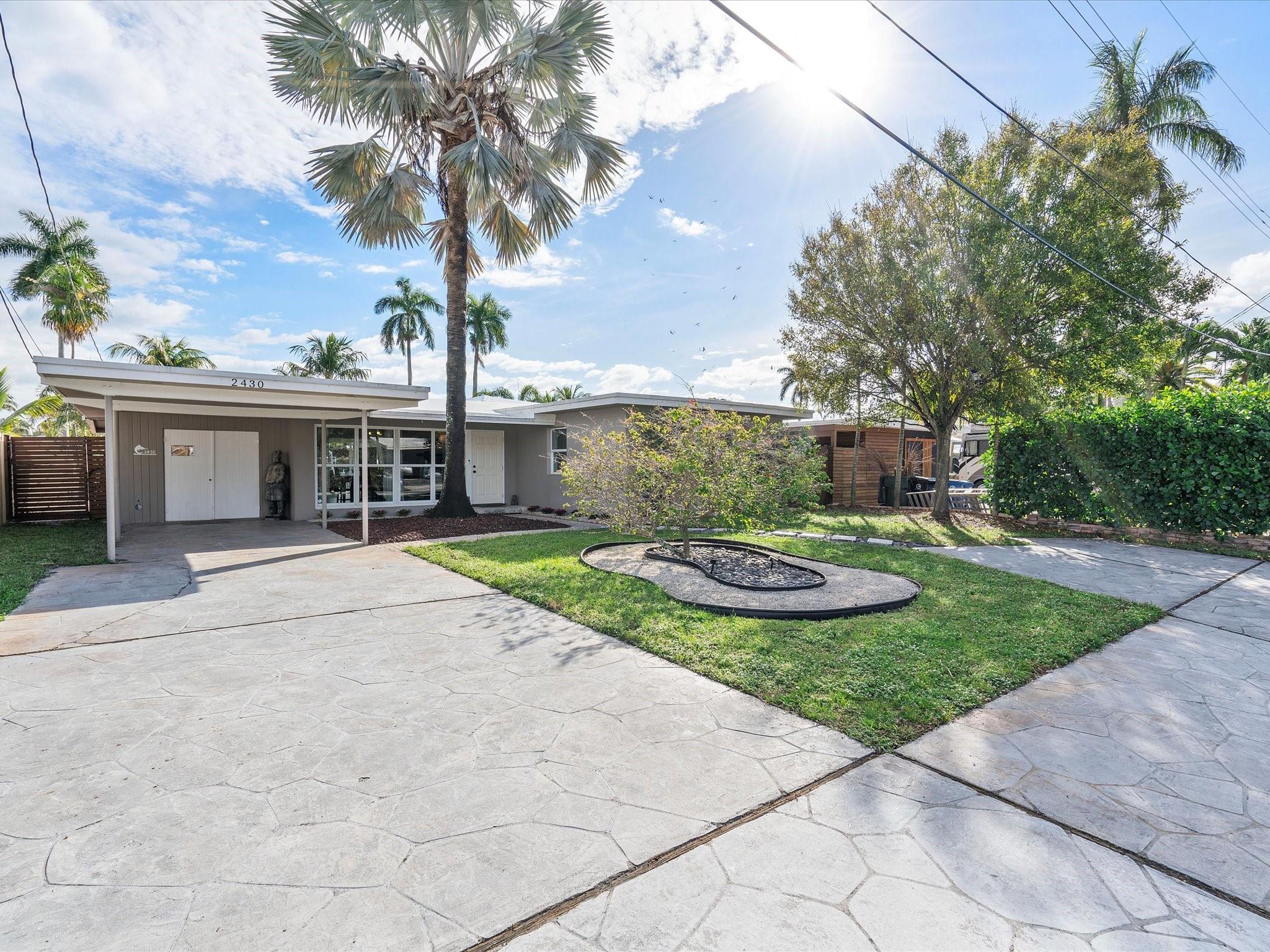 2430 Cat Cay Ln Property Photo 3
