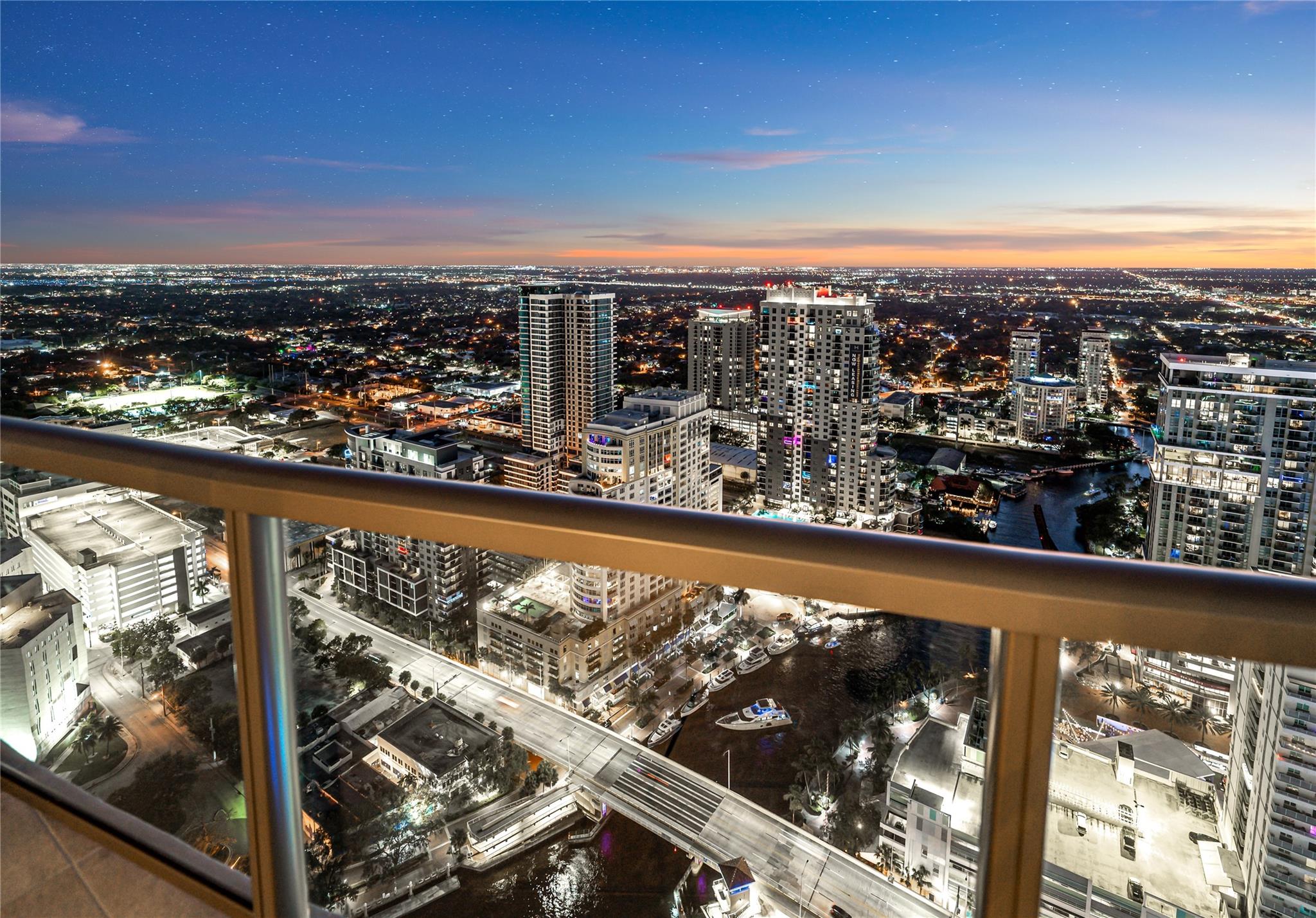 100 E Las Olas Blvd 4604 (ph4) Property Photo
