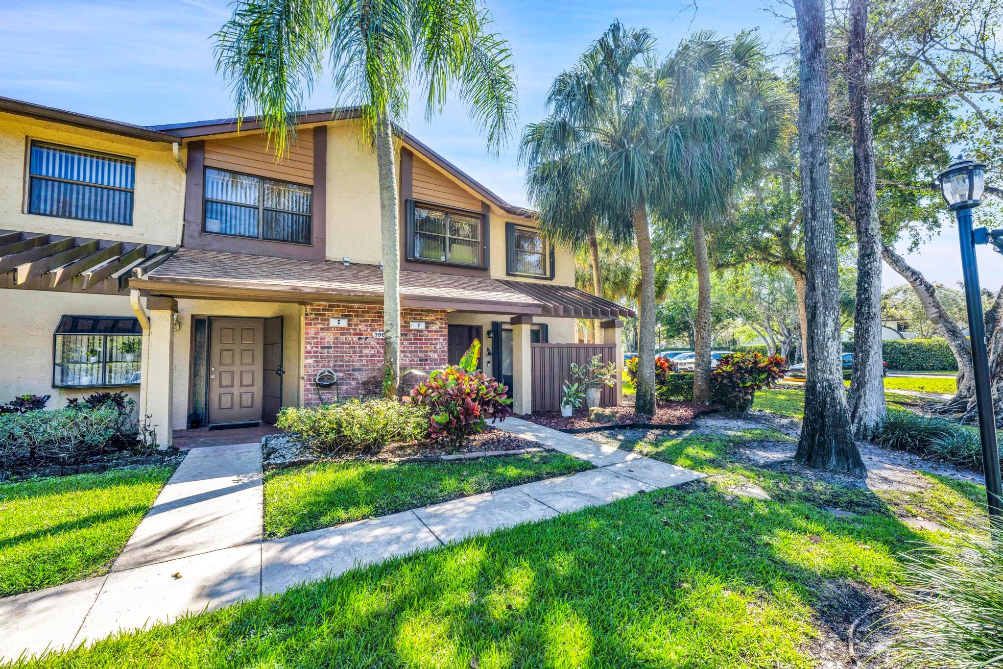 3963 Cocoplum Cir F Property Photo 1