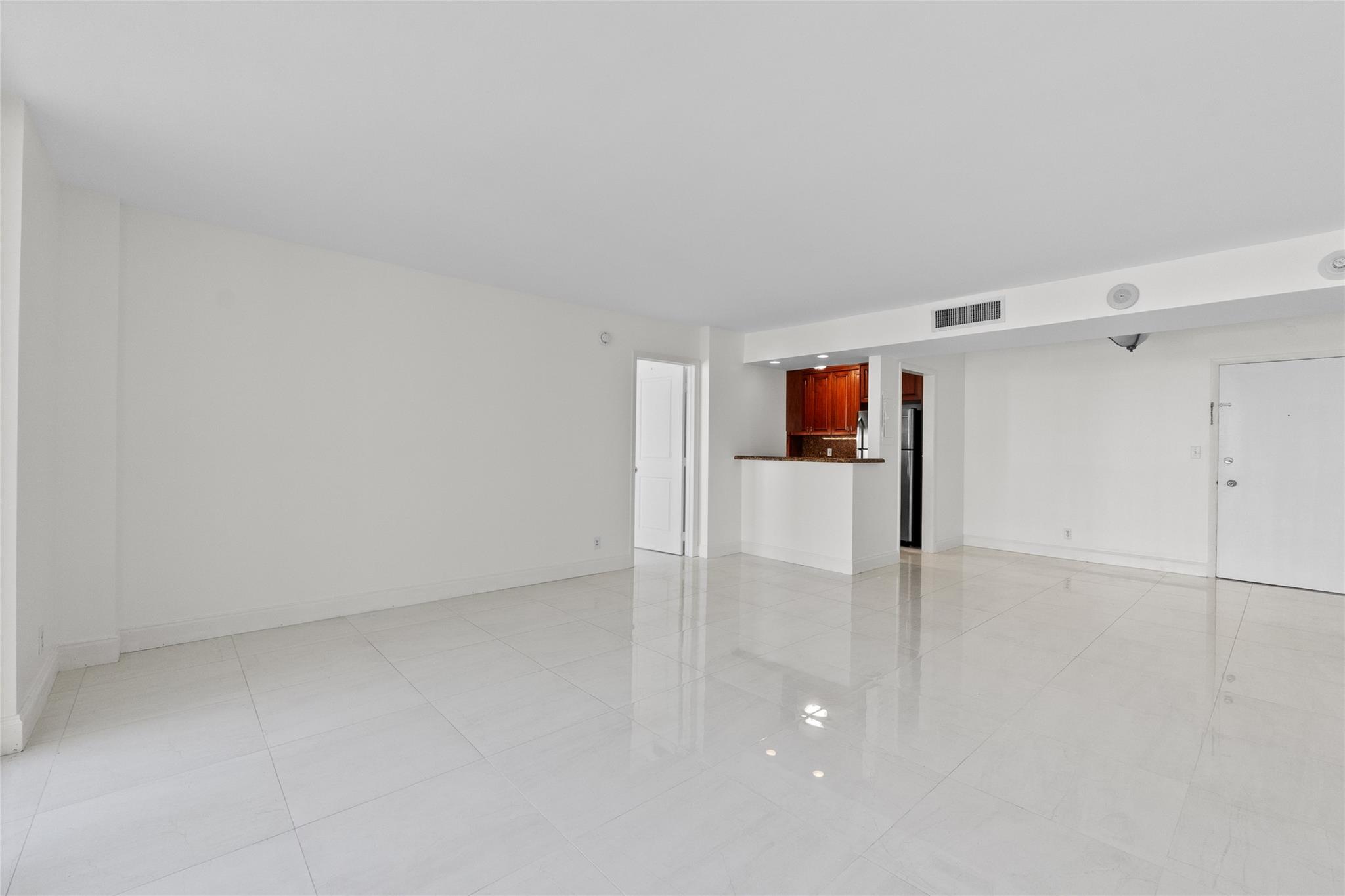 1 Las Olas Cir 511 Property Photo 19