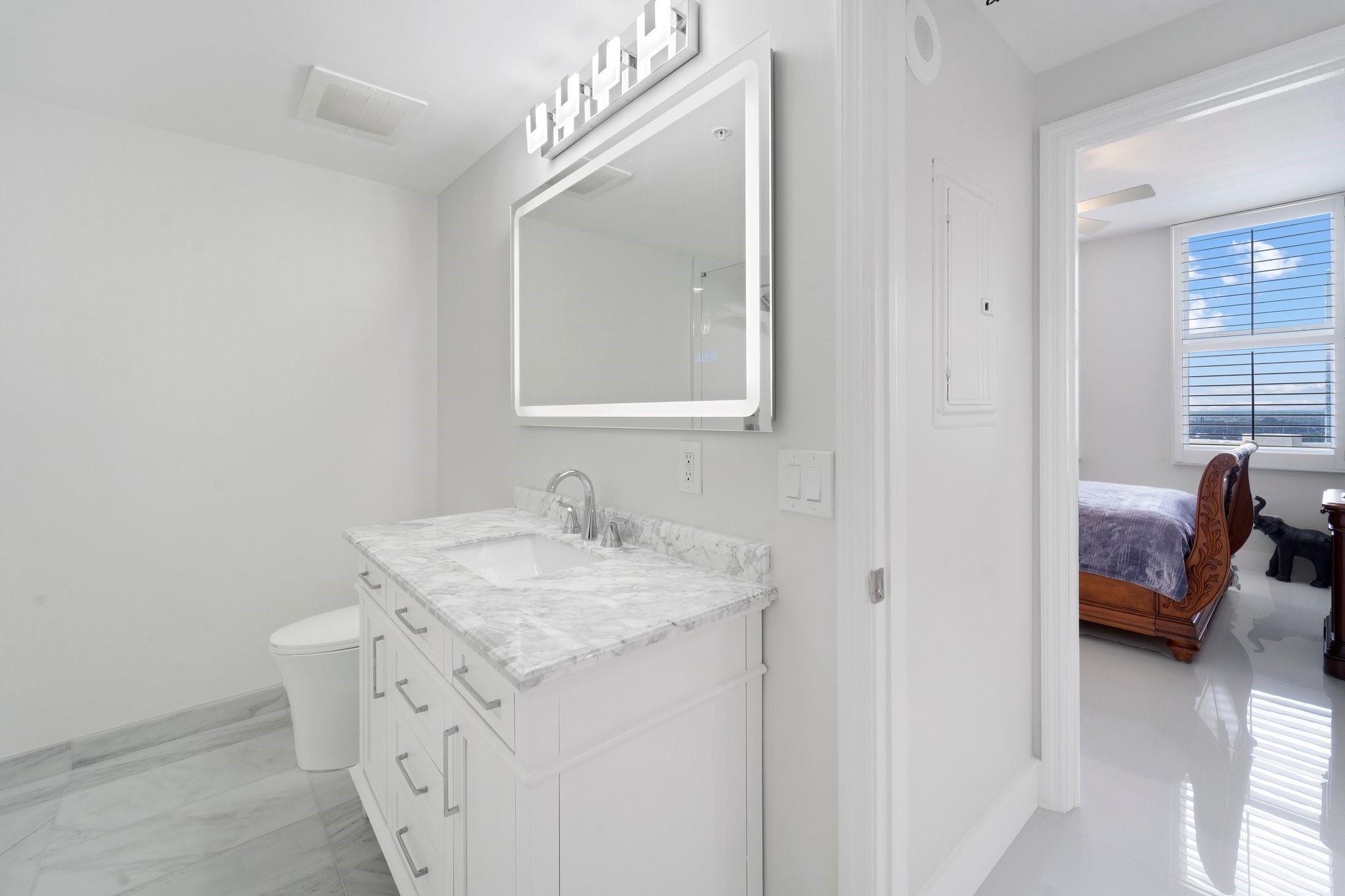 511 Se 5th Ave 1816 Property Photo 18