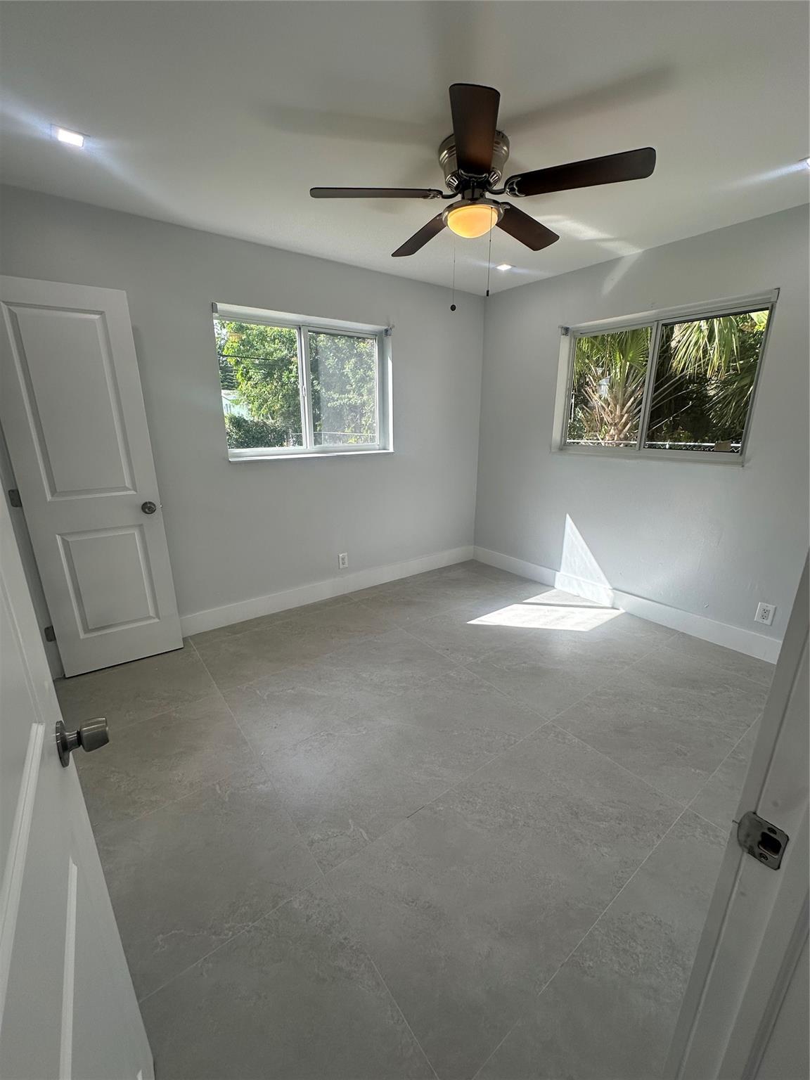 4951 Sw 28th Ter 2 Property Photo 6