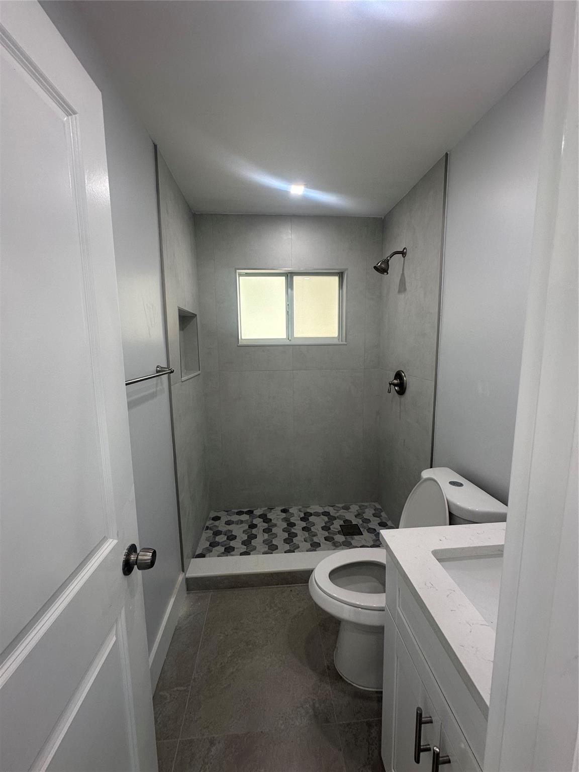4951 Sw 28th Ter 2 Property Photo 7
