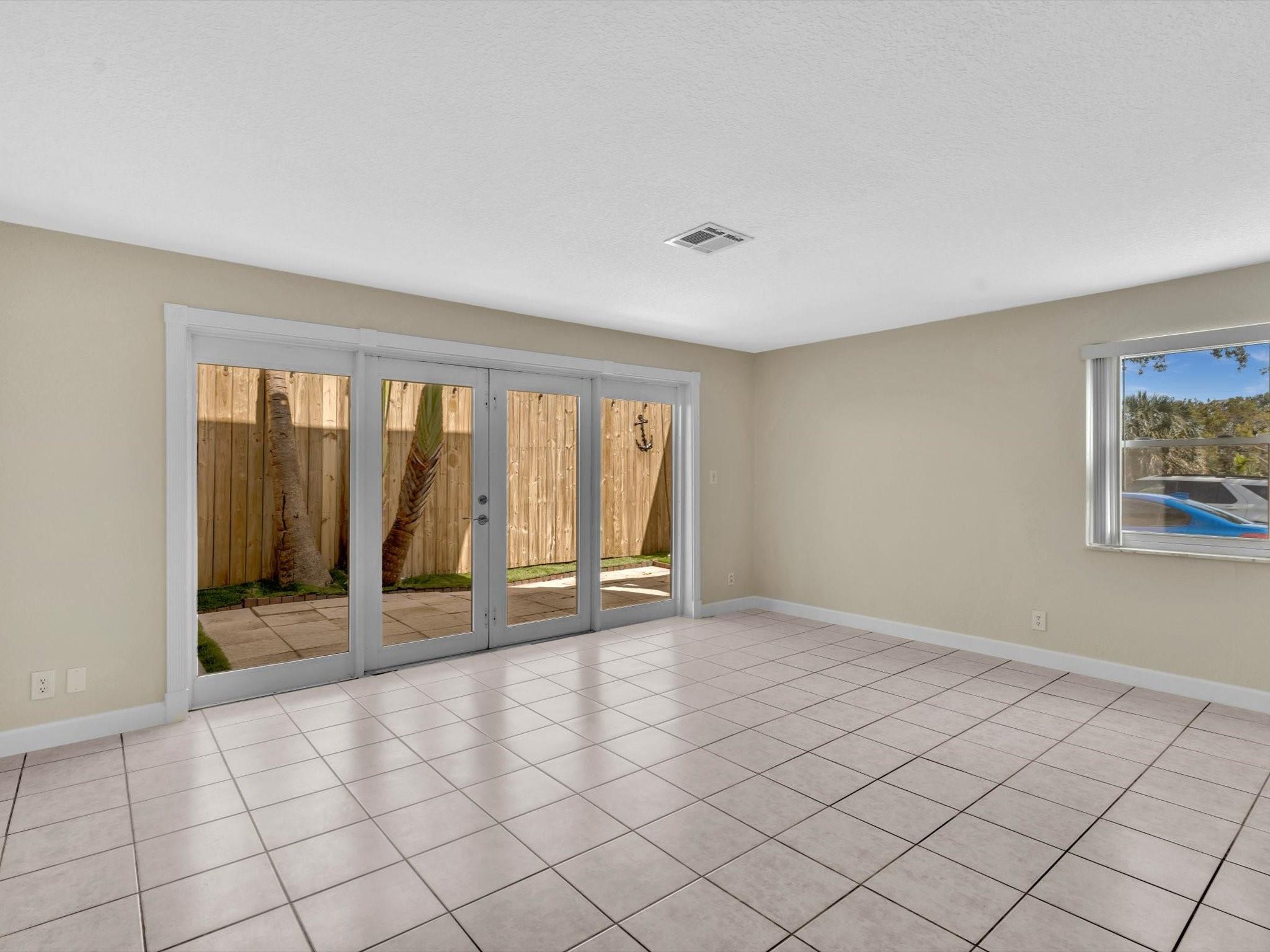 499 Se 13th St 8e Property Photo 5