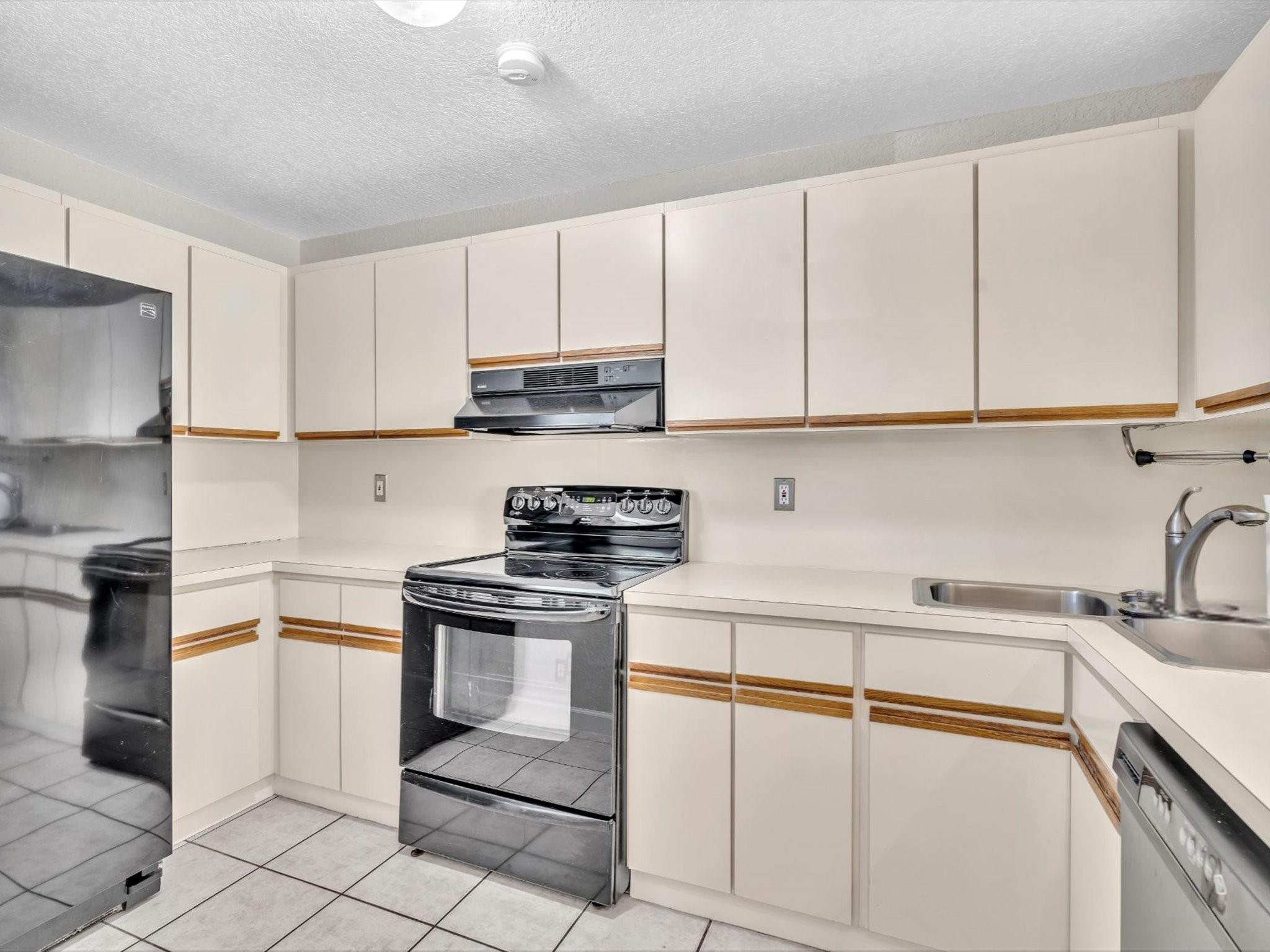 499 Se 13th St 8e Property Photo 10