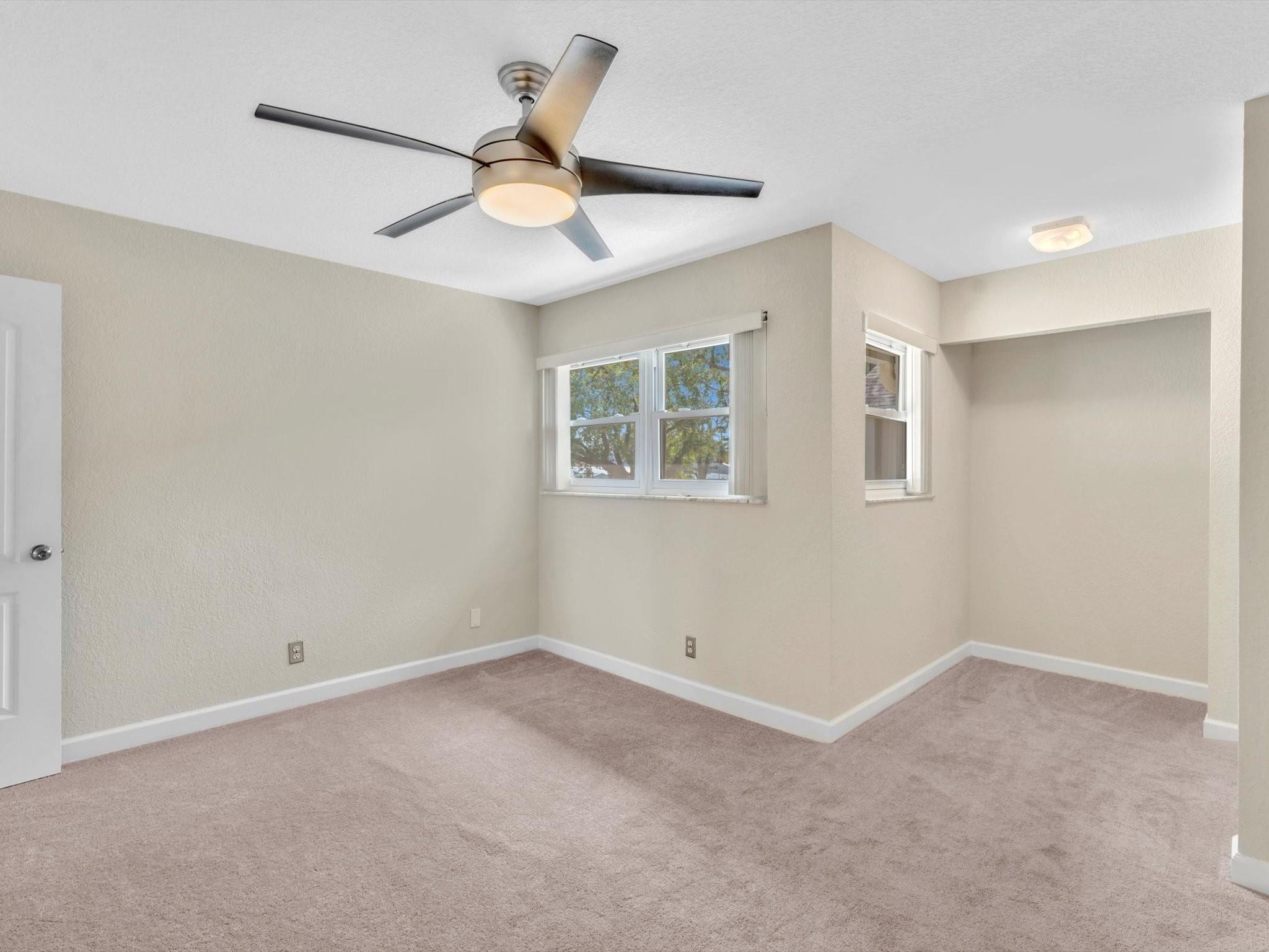 499 Se 13th St 8e Property Photo 18