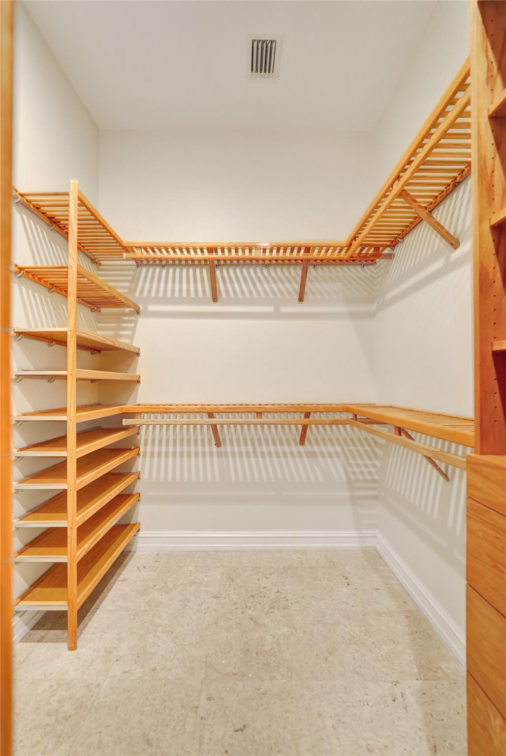 459 Ne 15th Ave Property Photo 25