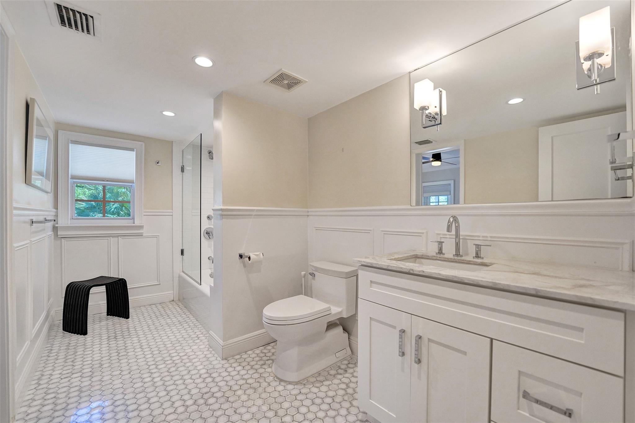 459 Ne 15th Ave Property Photo 30