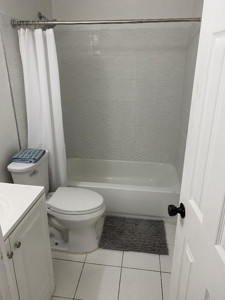4717 Sw 33rd Ave 102 Property Photo 5
