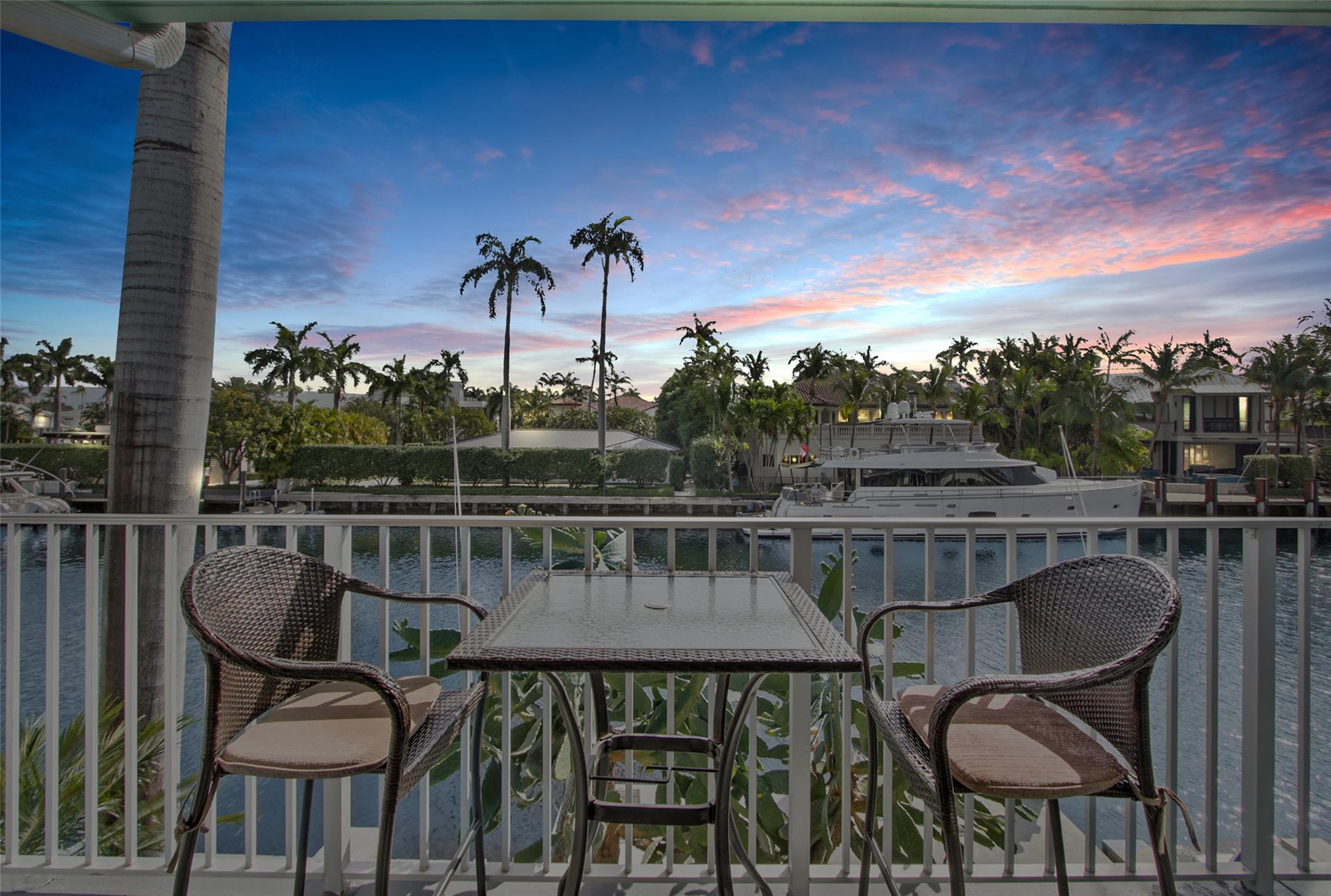180 Isle Of Venice Dr 222 Property Photo 18