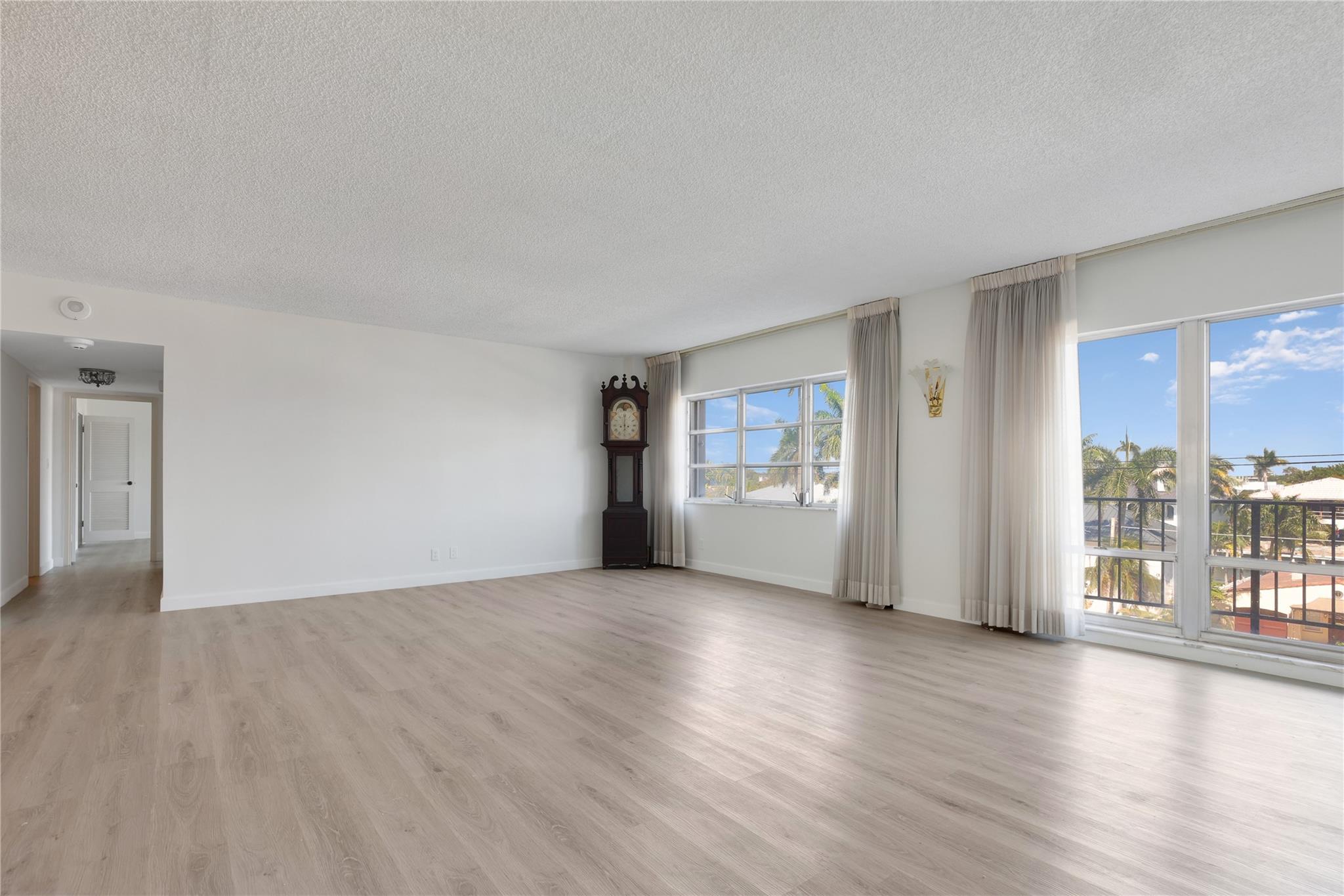 2500 E Las Olas Blvd 406 Property Photo 3