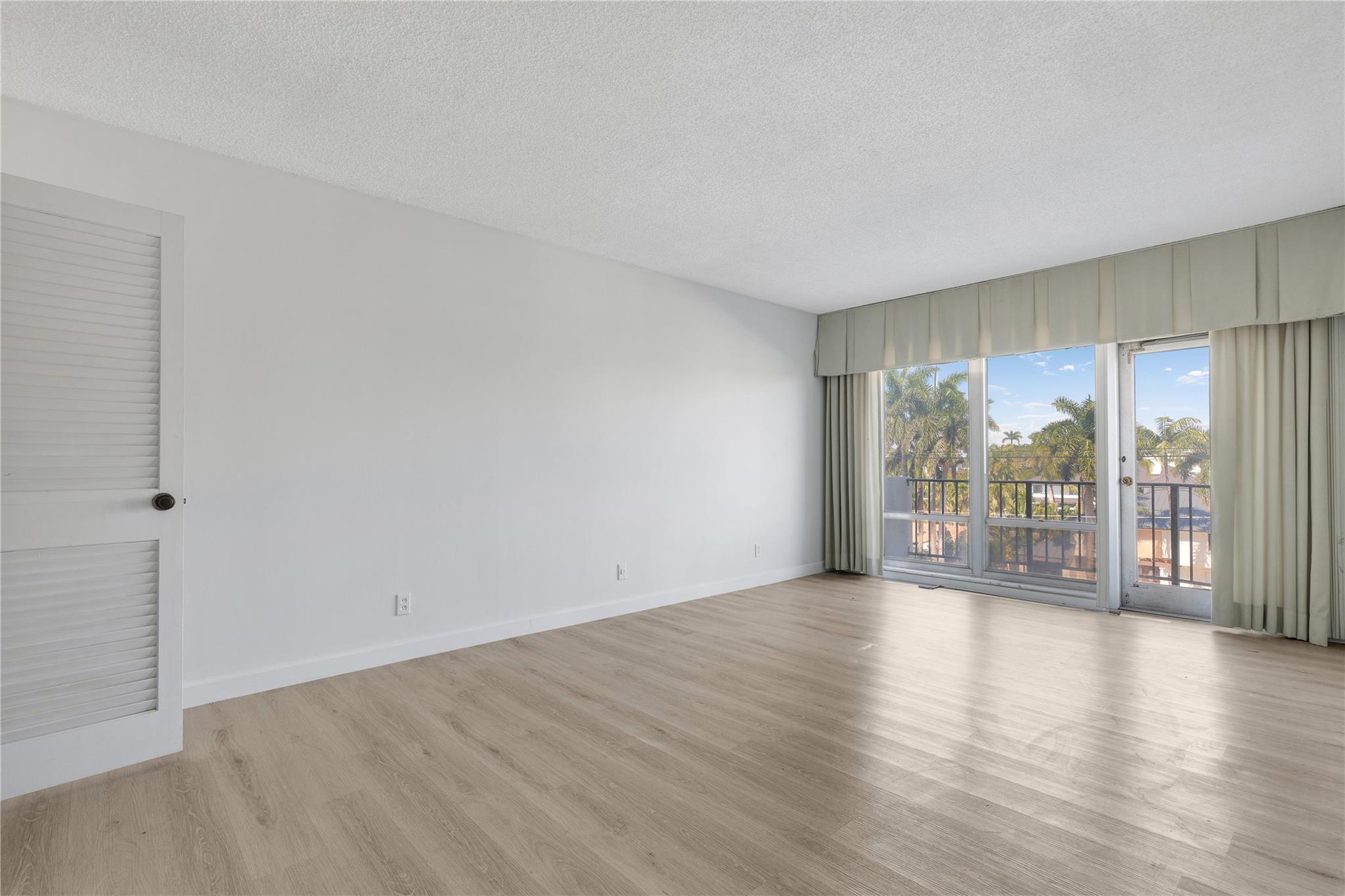 2500 E Las Olas Blvd 406 Property Photo 17