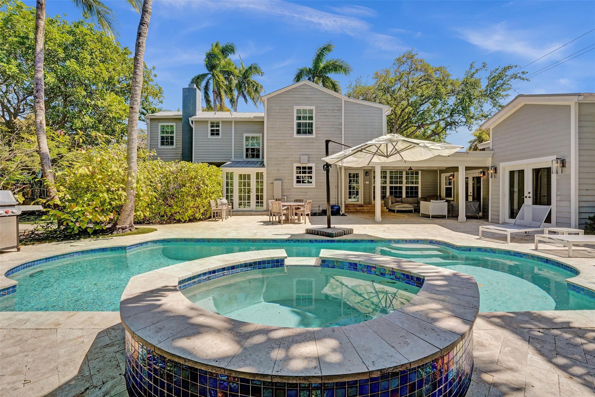 459 Ne 15th Ave Property Photo 15