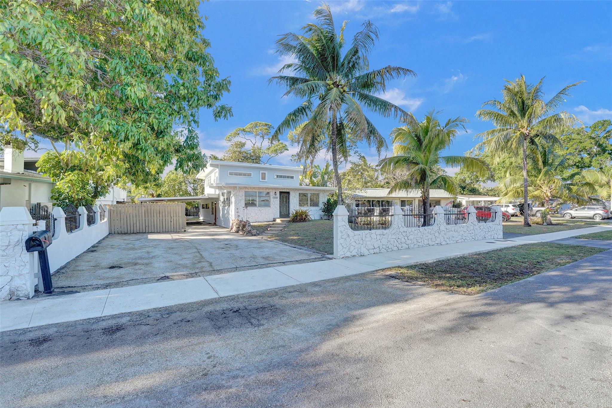 3310 Sw 21st Street Property Photo 1