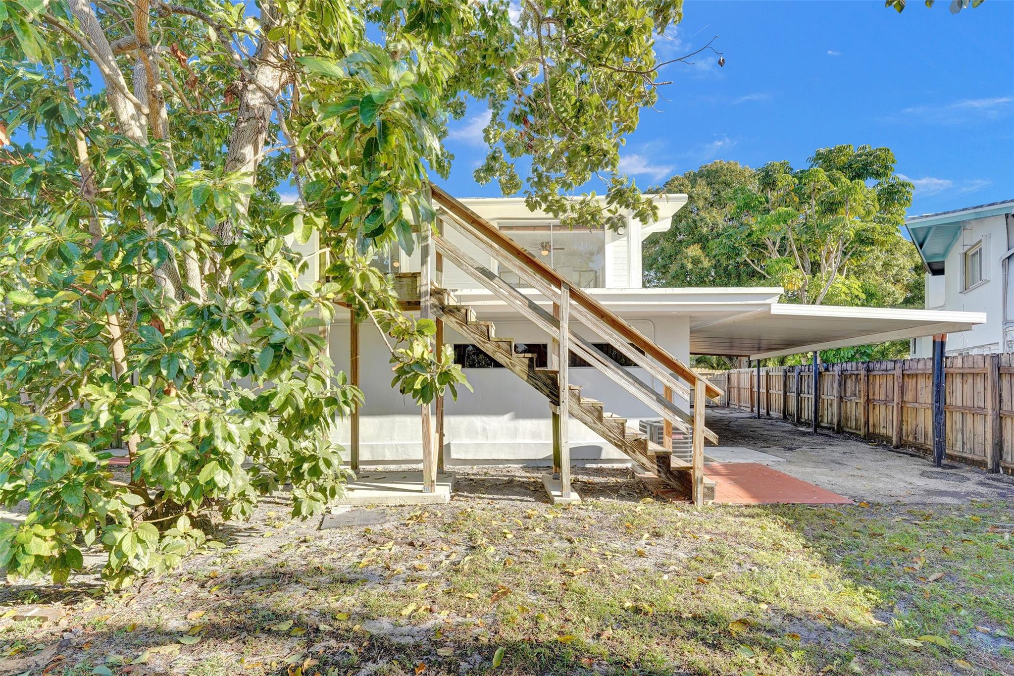 3310 Sw 21st Street Property Photo 6