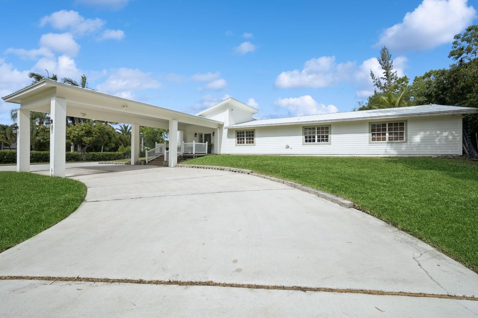 6500 Sw 185th Way Property Photo