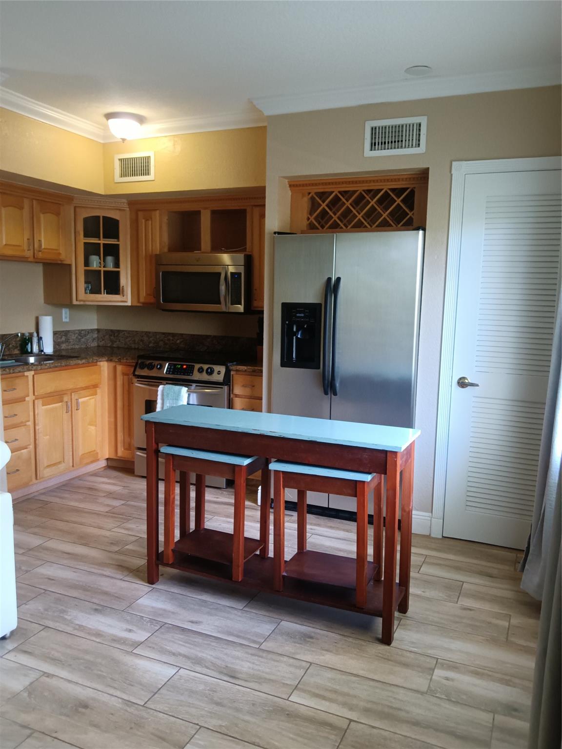 924 Se 2nd 11 Property Photo 1