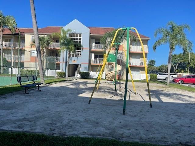 18860 Nw 57th Avenue 106 Property Photo 6