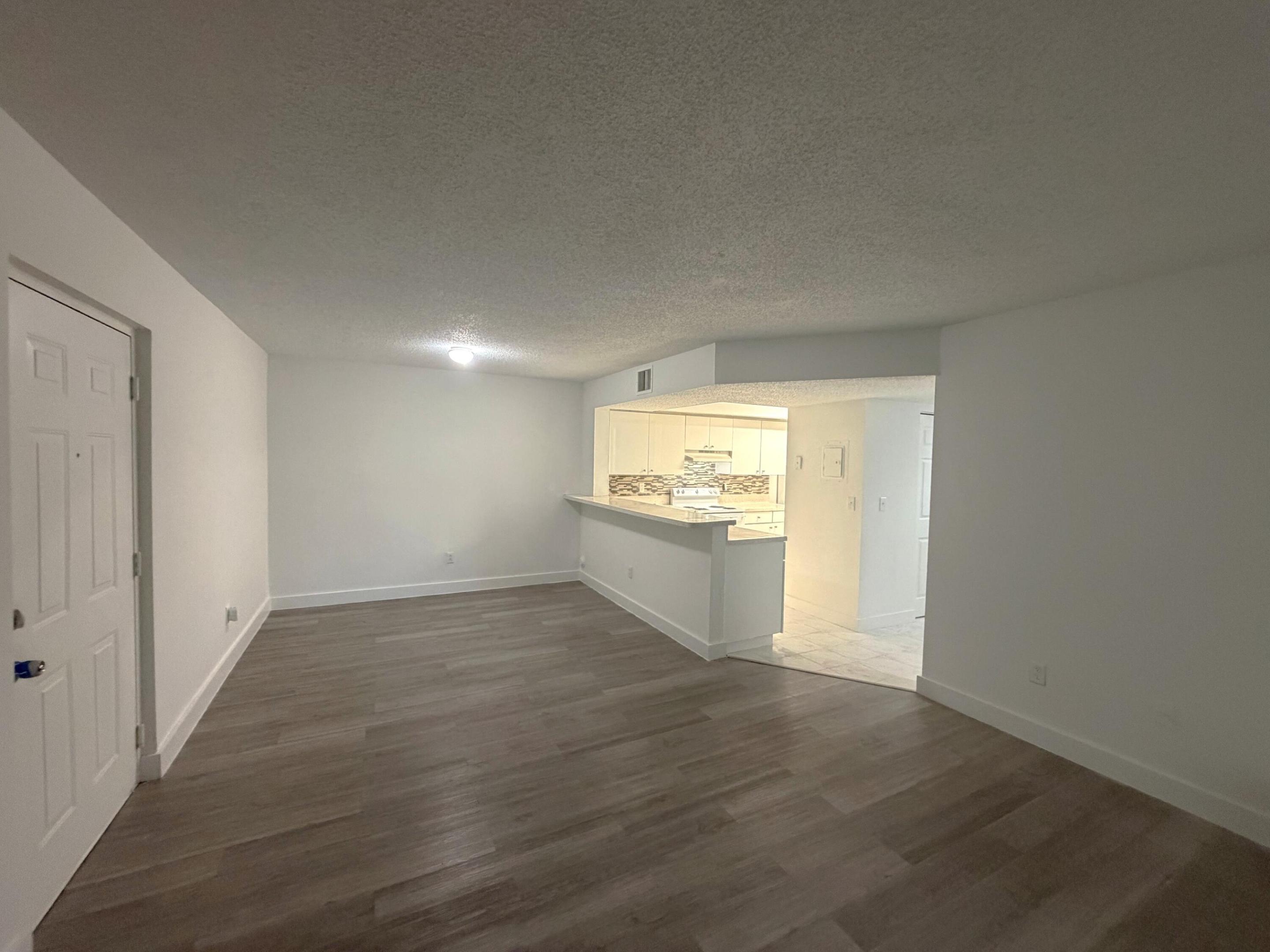 18860 Nw 57th Avenue 106 Property Photo 21