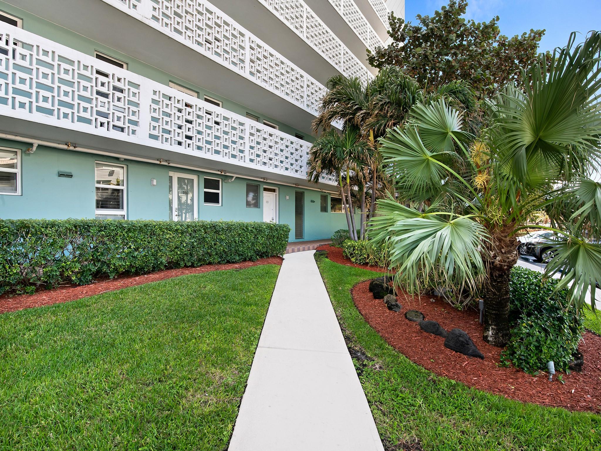 1900 S Ocean Dr 105 Property Photo 18