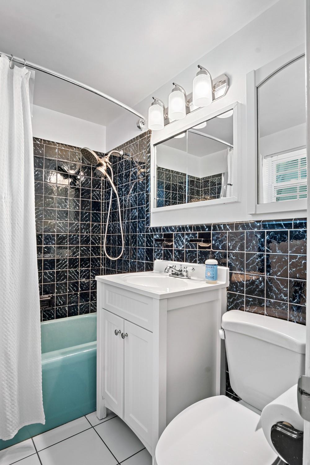 2555 Nassau Ln Property Photo 9