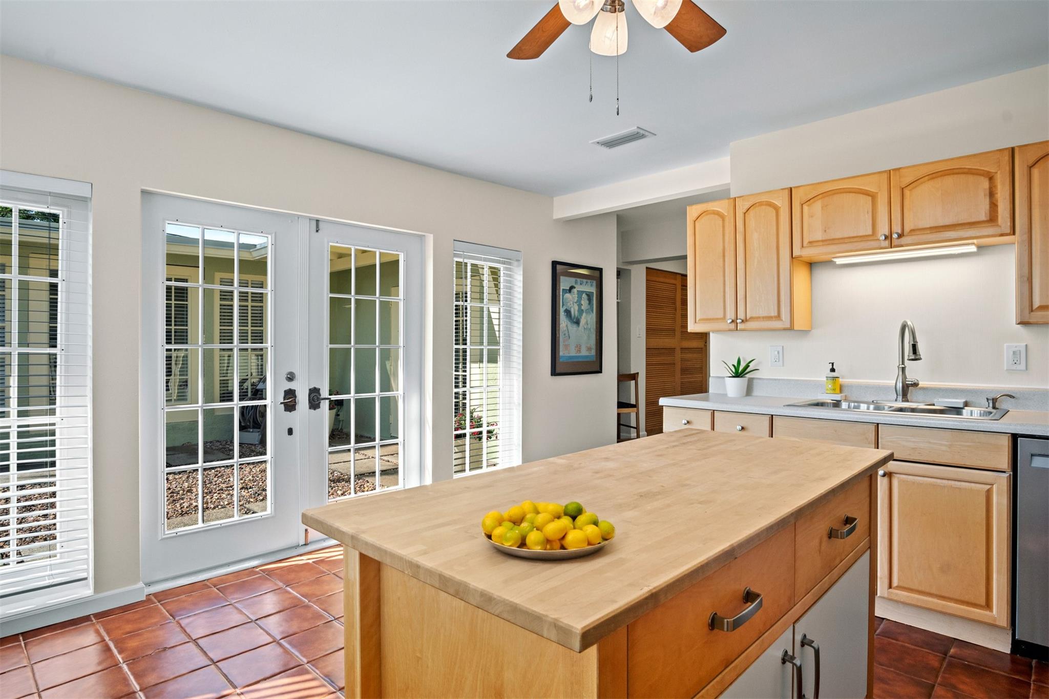2555 Nassau Ln Property Photo 19