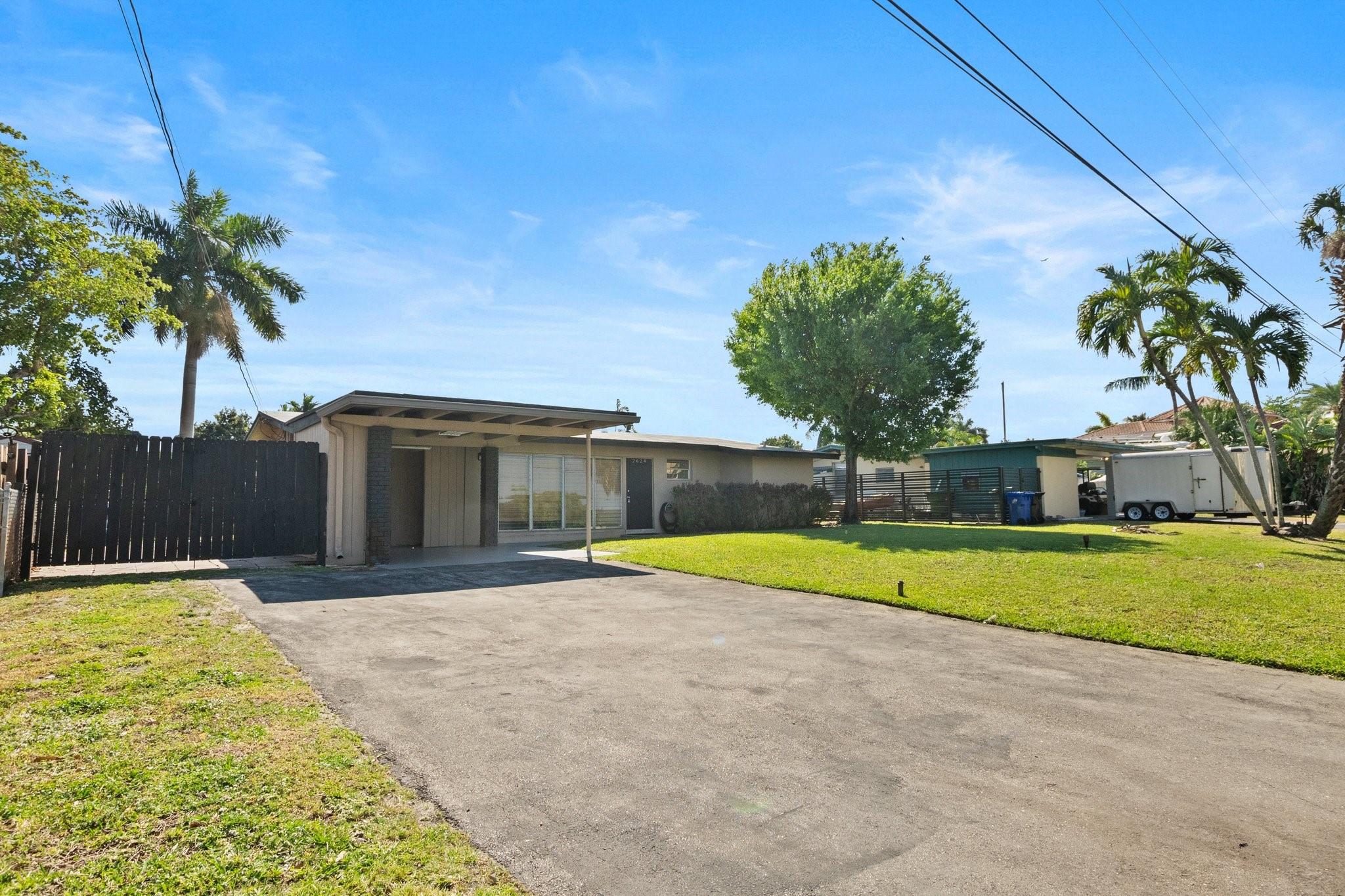 2624 Okeechobee Ln Property Photo 33