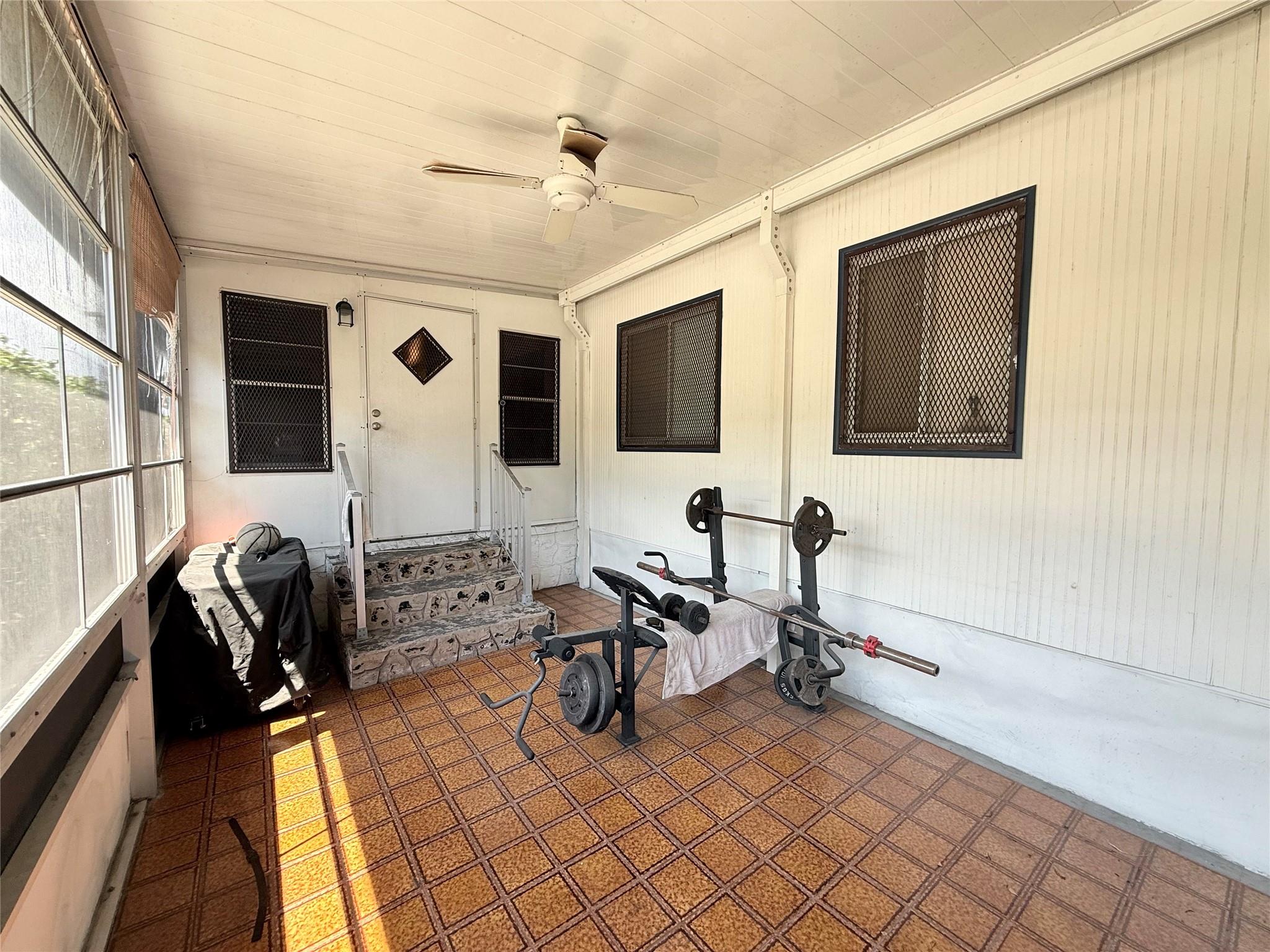 5310 Sw 22nd Ave Property Photo 7