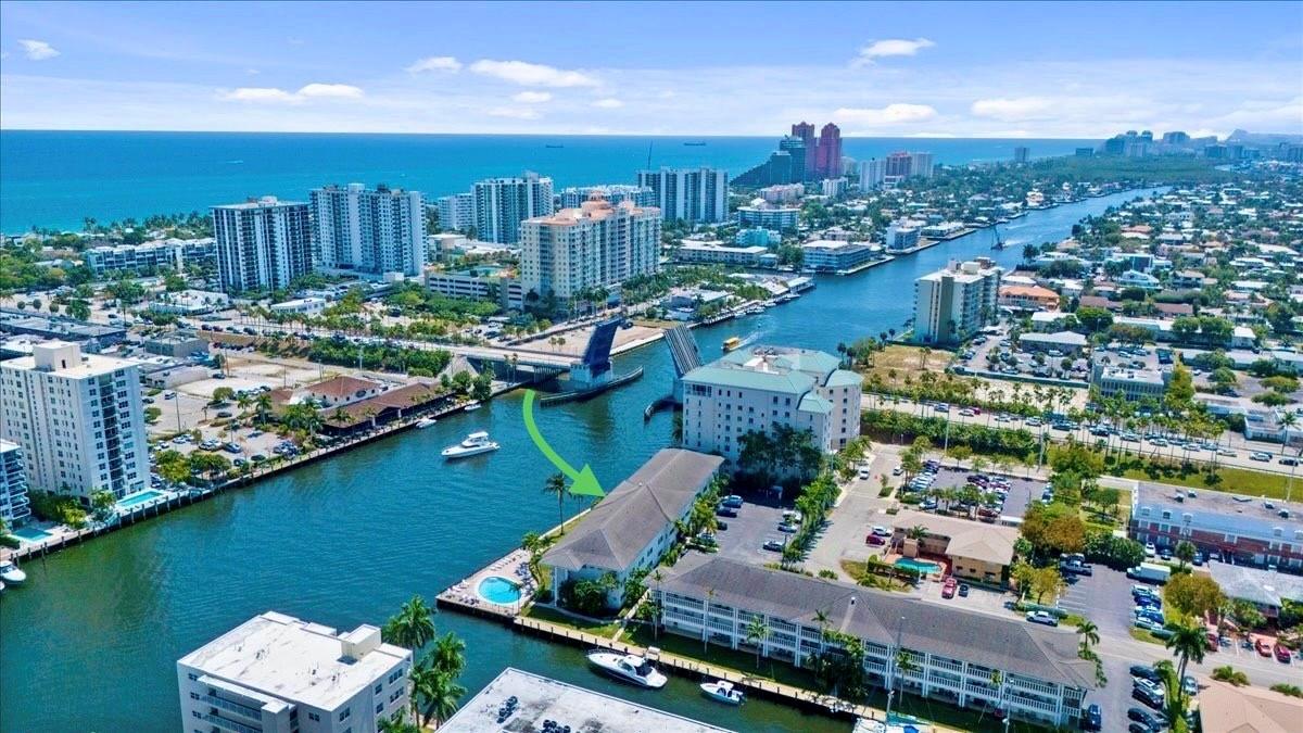 2895 Ne 32 St 306 Property Photo 1