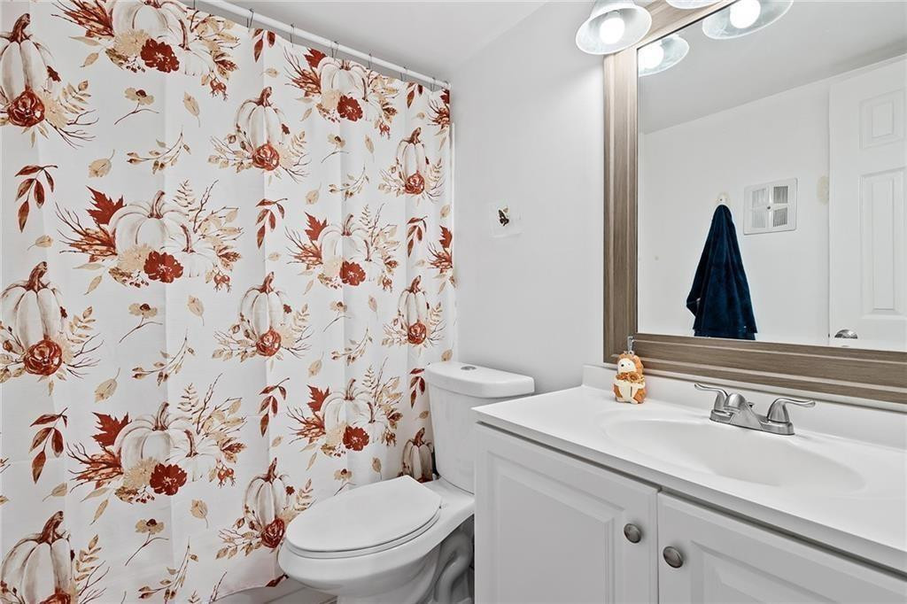 4140 Woodside Drive 205 Property Photo 6
